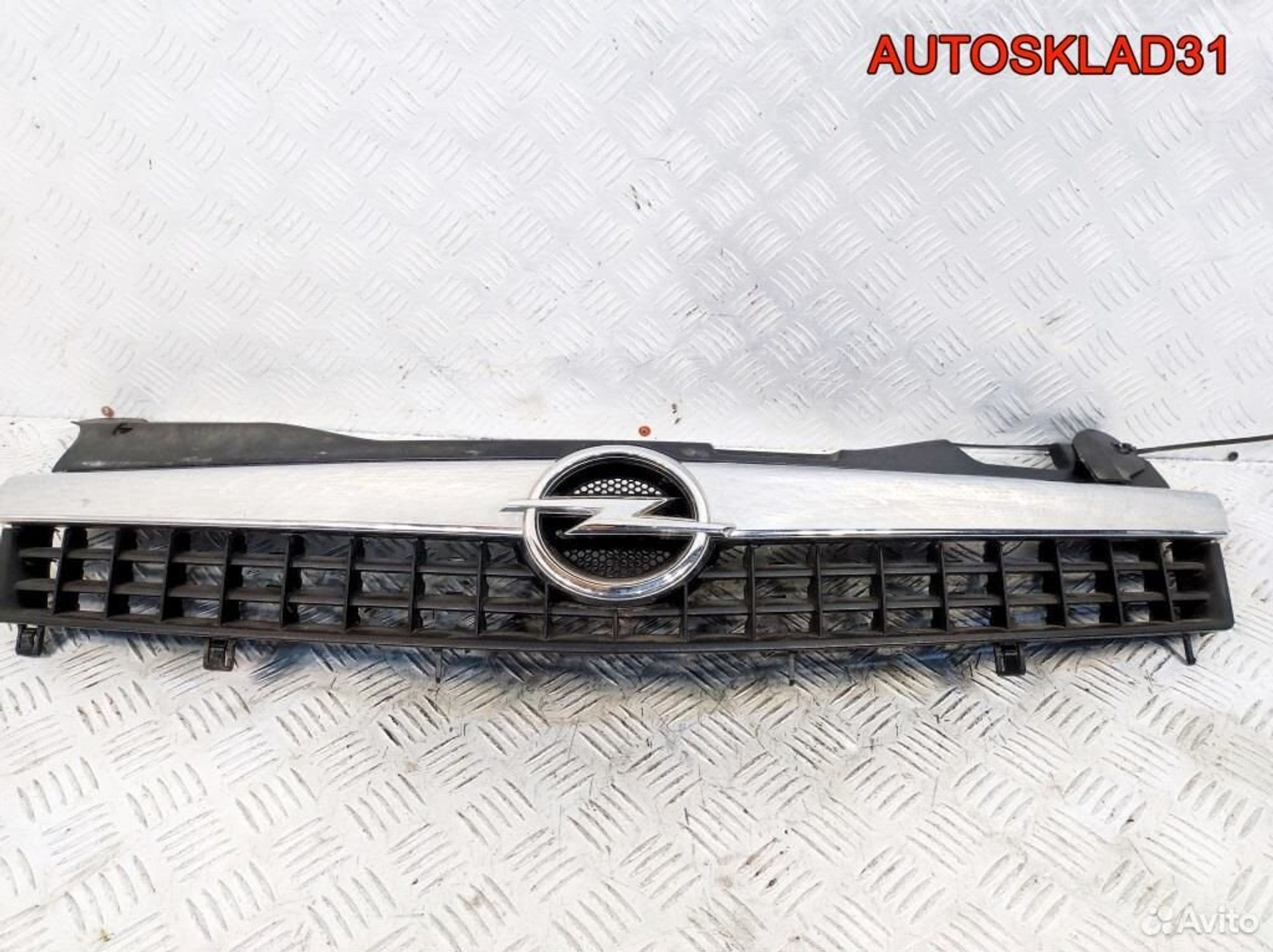 Решетка радиатора Opel Astra H GTC 13247083 Купе, 12200 рублей, Дубовое