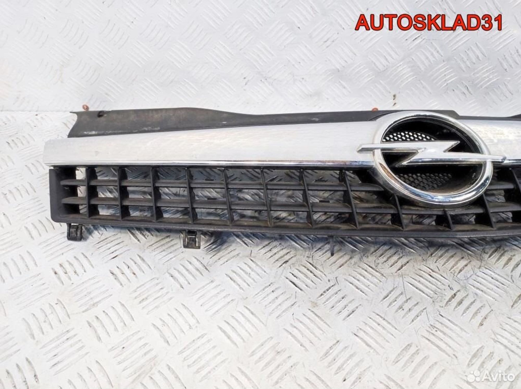 Решетка радиатора Opel Astra H GTC 13247083 Купе, 12200 рублей, Дубовое