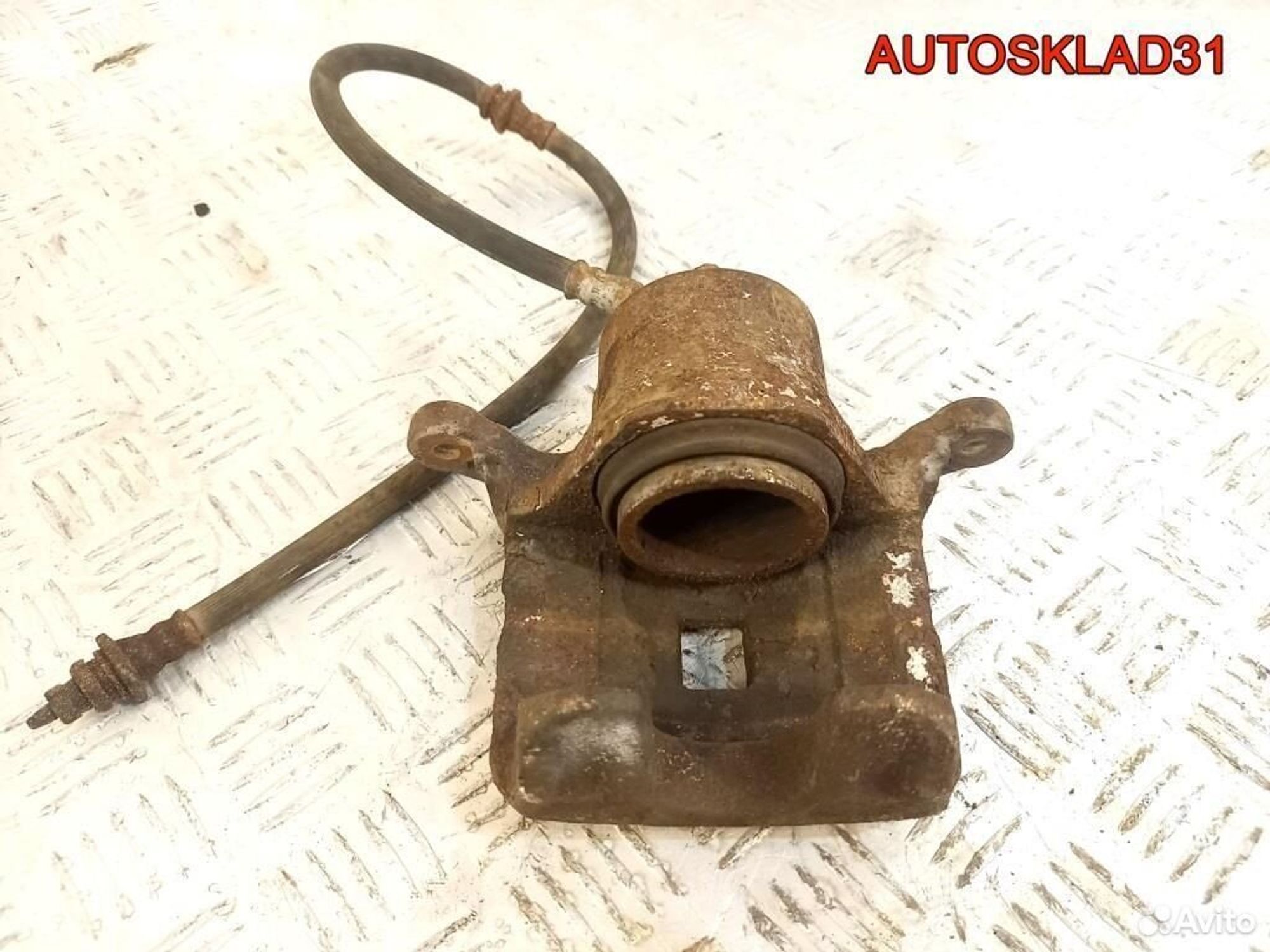 Суппорт тормозной передний левый Nissan Juke, 1100 рублей, Дубовое