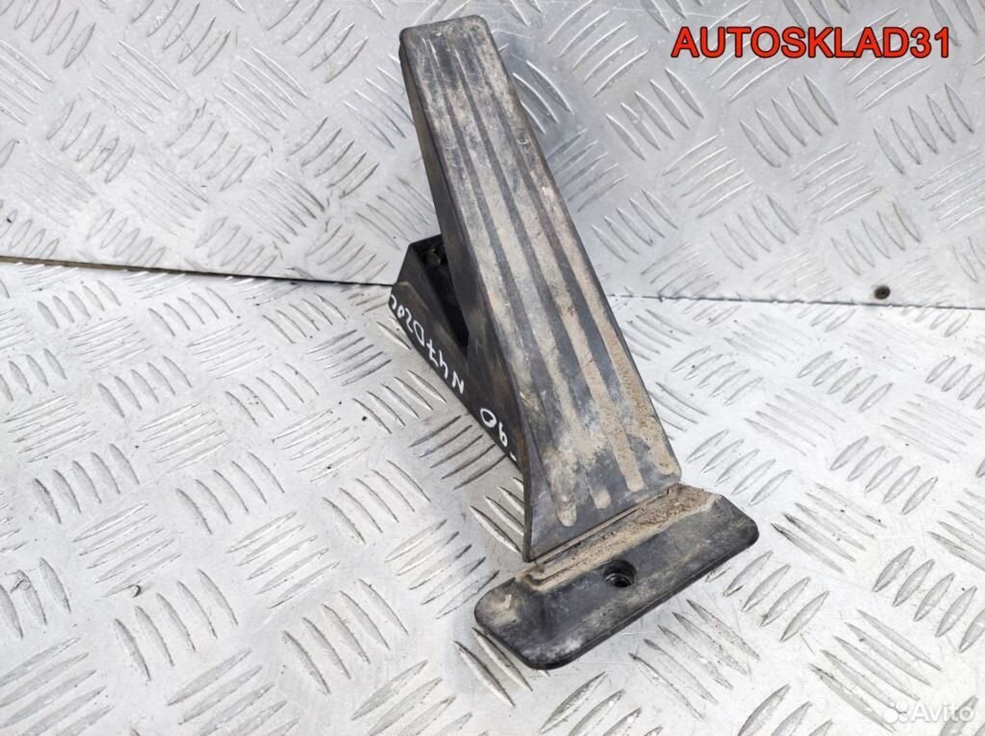 Педаль газа BMW E90 2,0 N47D20C 35426789999 Дизель, 2300 рублей, Дубовое