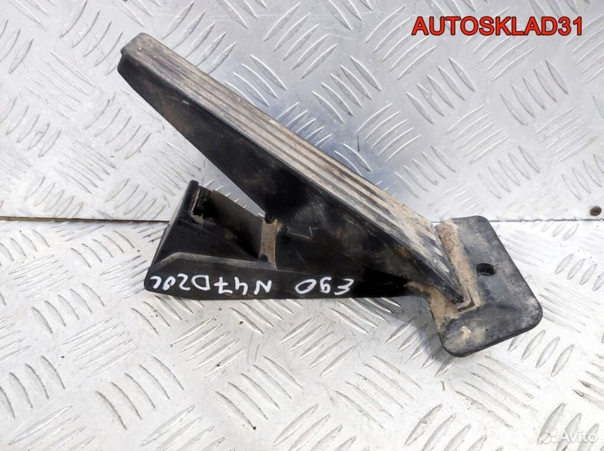 Педаль газа BMW E90 2,0 N47D20C 35426789999 Дизель, 2300 рублей, Дубовое