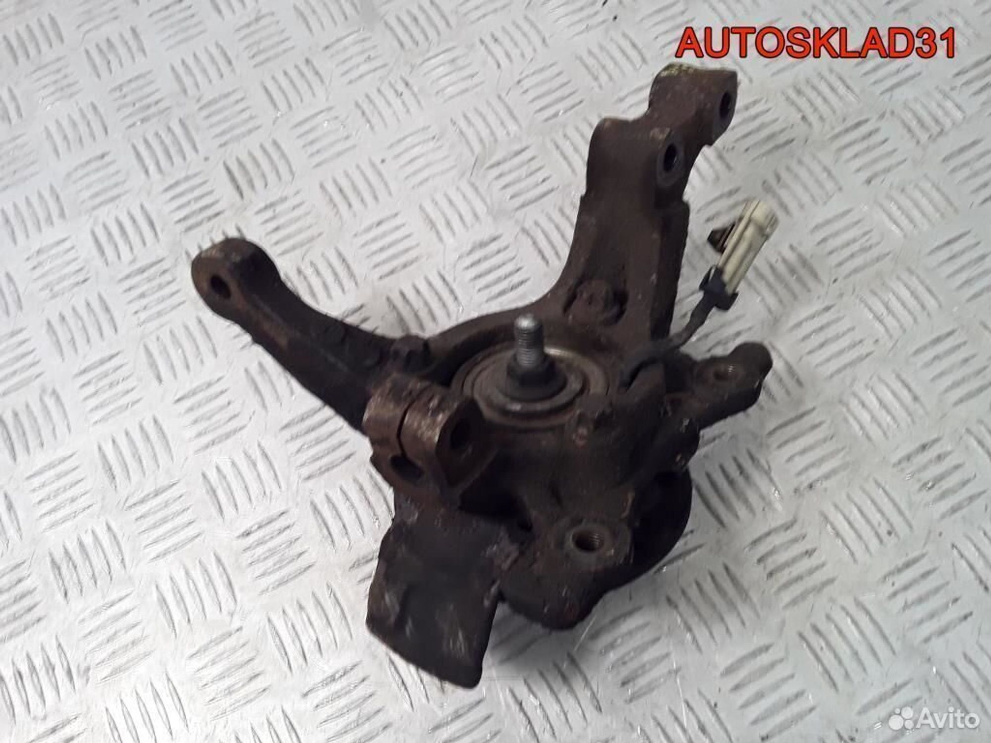 Кулак поворотный передний левый Opel Astra G, 2600 рублей, Дубовое