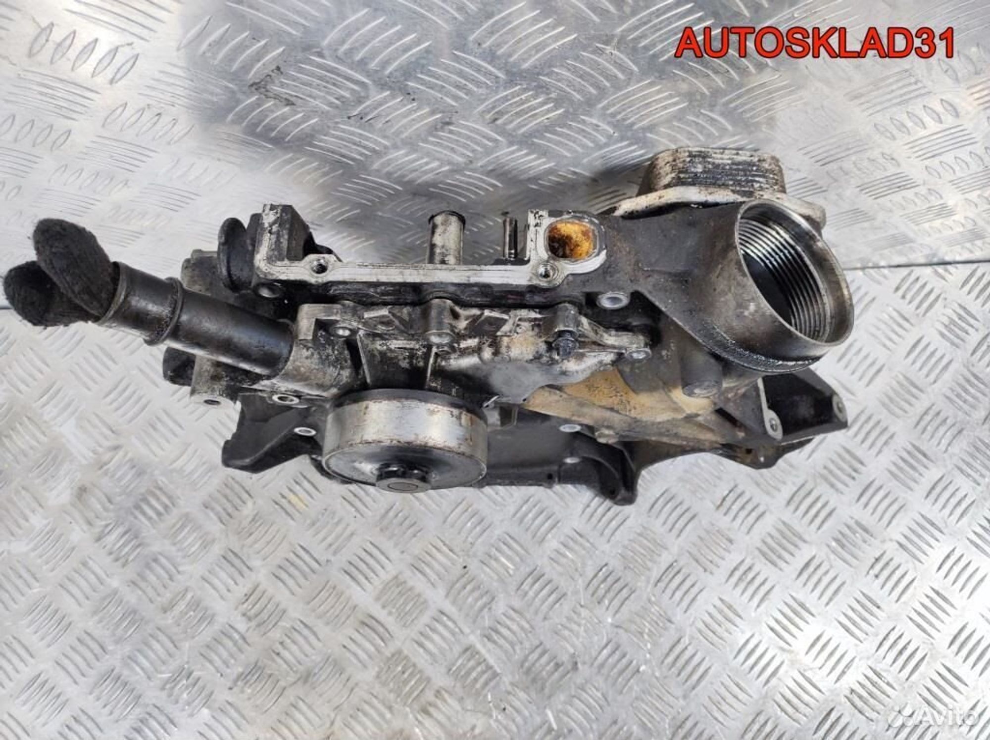 Крышка двигателя передняя Mercedes Vito 6110150902, 3200 рублей, Дубовое