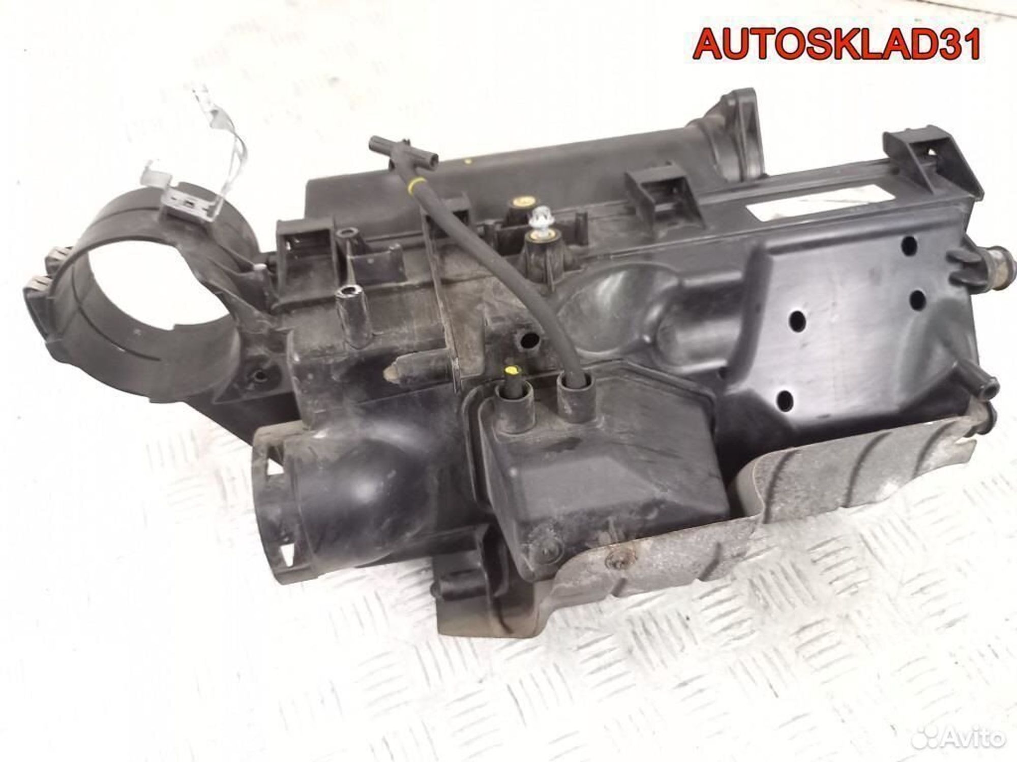 Корпус воздушного фильтра Mercedes W169 OM640.940, 1800 рублей, Дубовое