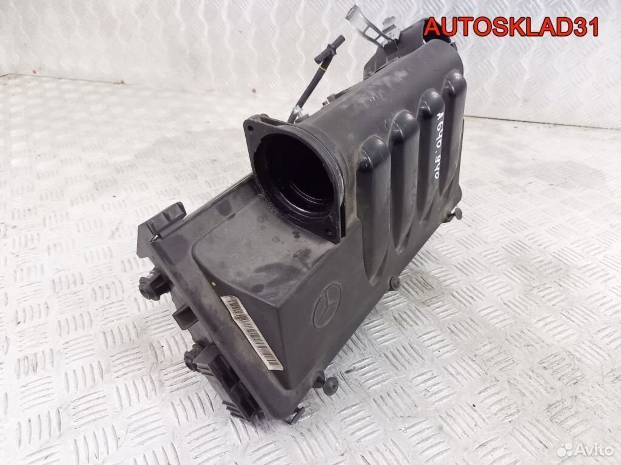 Корпус воздушного фильтра Mercedes W169 OM640.940, 1800 рублей, Дубовое