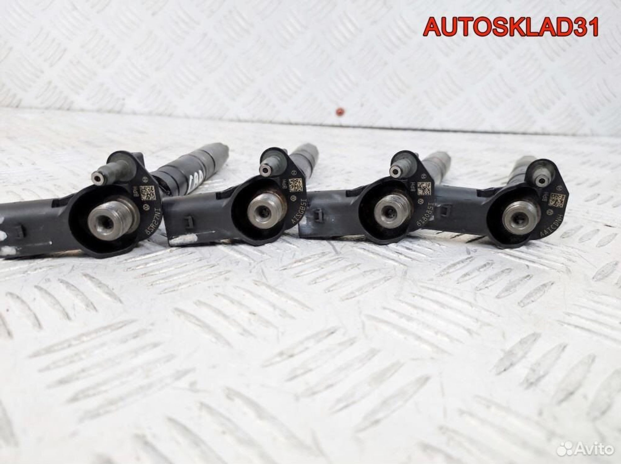 Форсунка дизельная VW Passat B6 2.0 CBA 03L130277, 13300 рублей, Дубовое