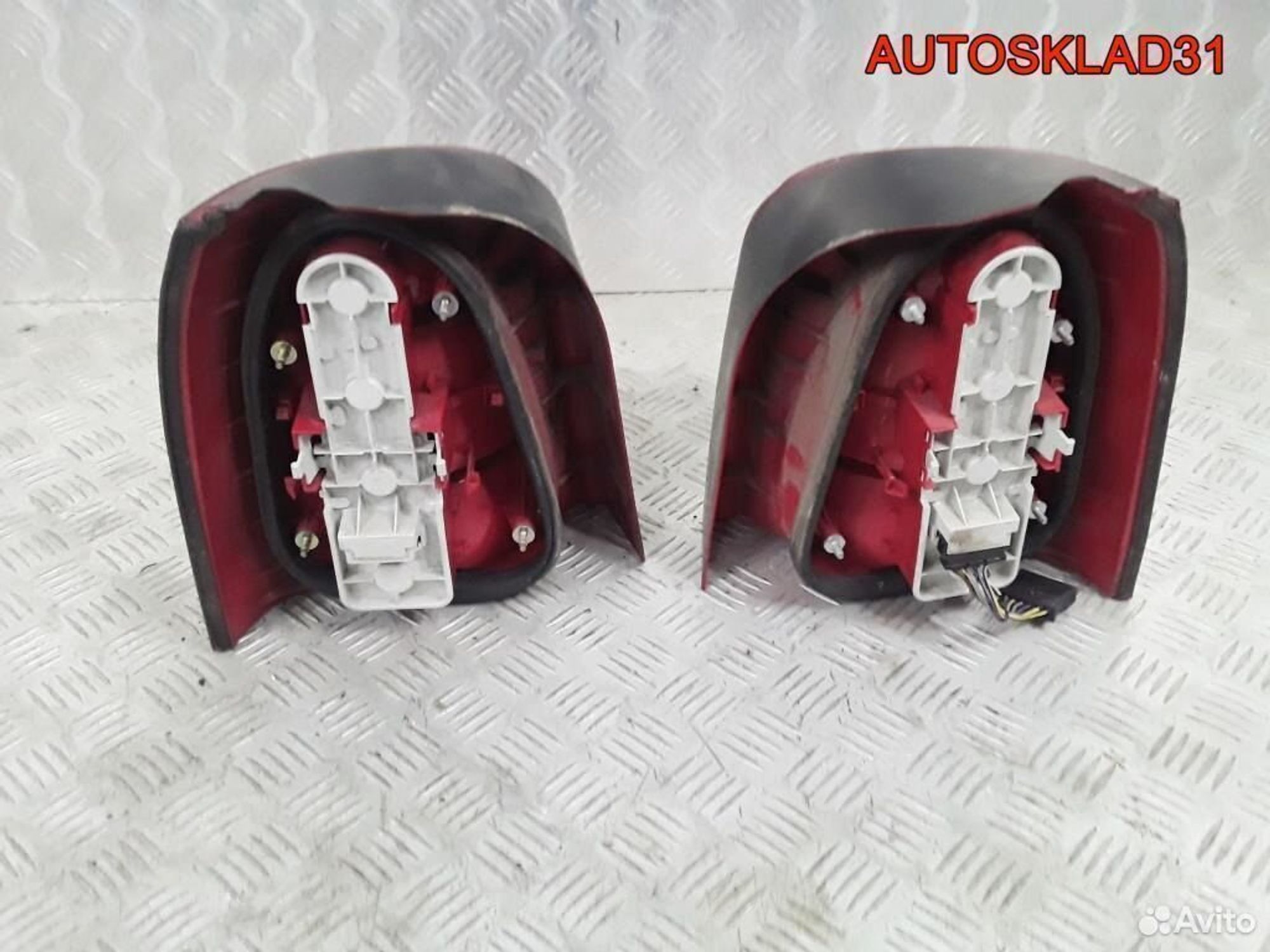 Фонарь задний Audi A4 B5 Универсал 8D9945095, 2600 рублей, Дубовое