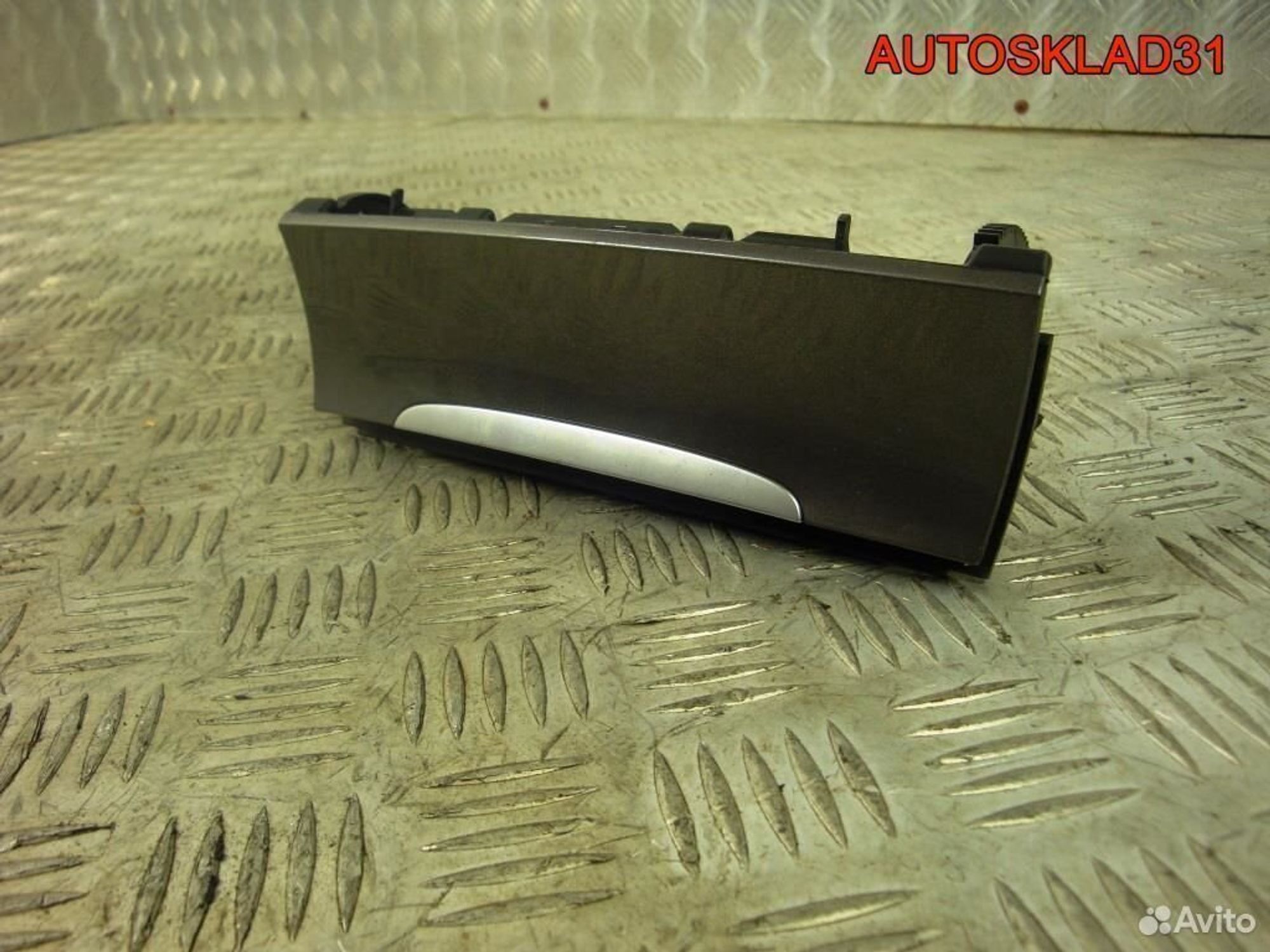 Пепельница VW Passat B6 3C0863284H, 1200 рублей, Дубовое