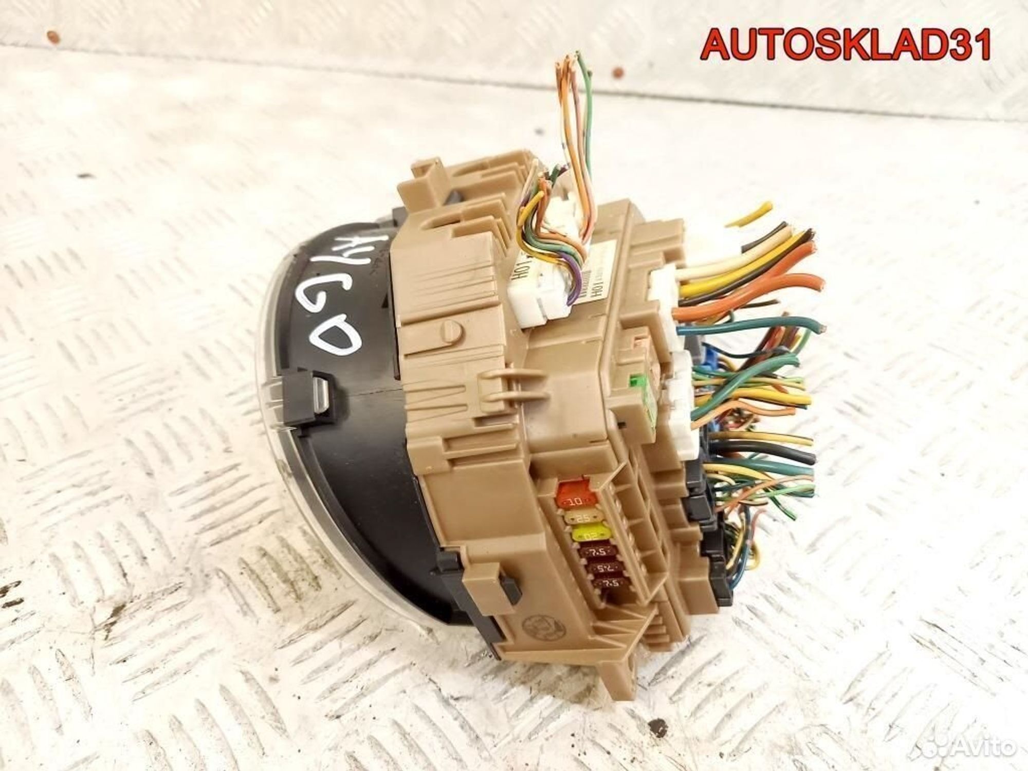 Панель приборов Toyota Aygo 838000H010, 2300 рублей, Дубовое