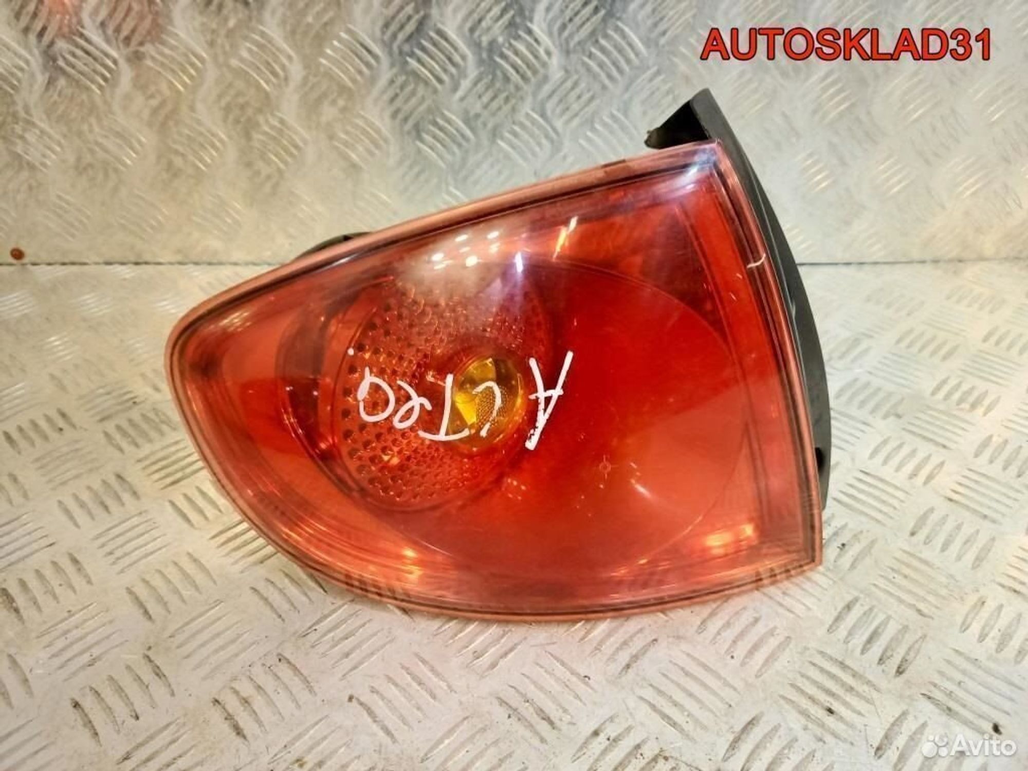 Фонарь задний левый Seat Altea 5P0945111, 2600 рублей, Дубовое