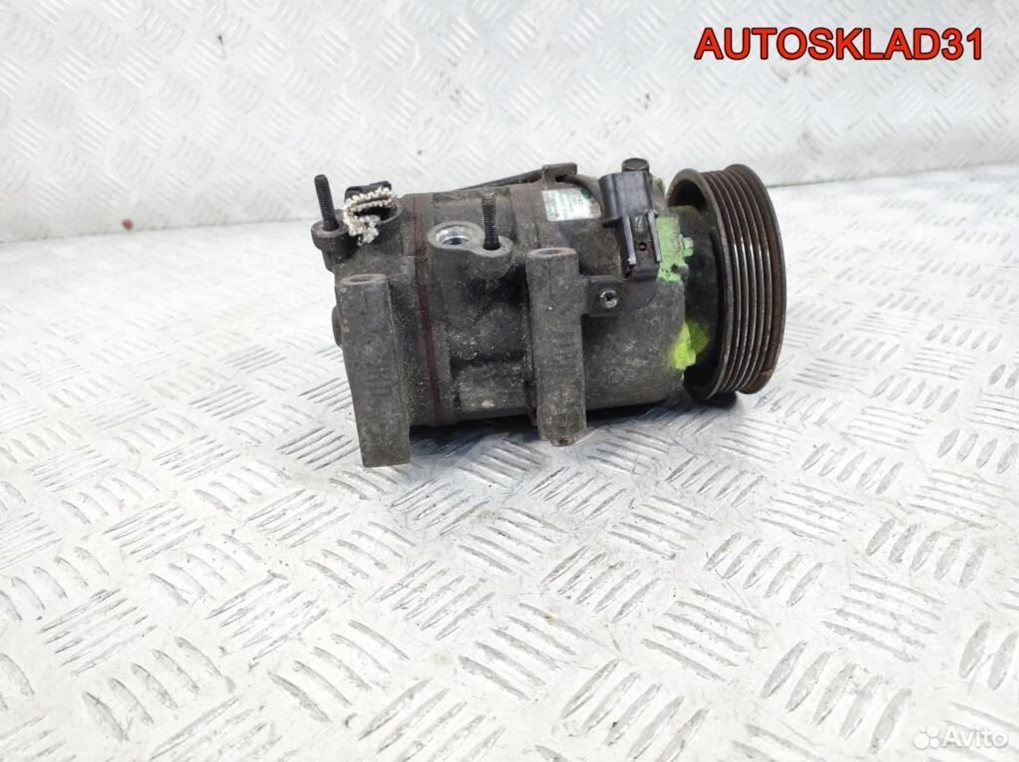 https://ycs.partsauto.market/partsauto-images/thmbs/edda01b21c13eaa6671738306aa09410/47593658e36b7db79293fa98485518e1/5770816a260235b1209e826345e4f3f9.jpg