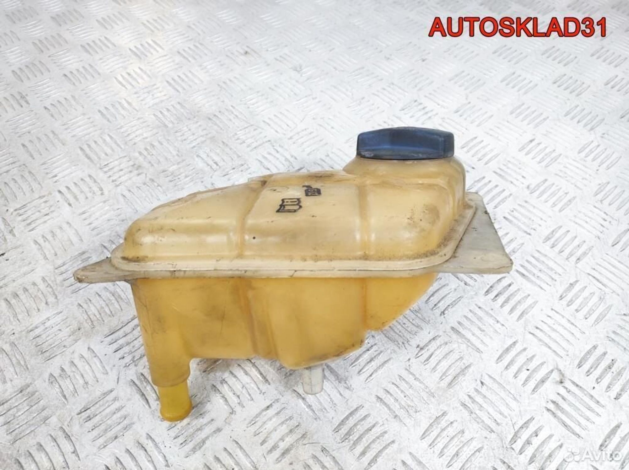 Бачок расширительный Audi A6 C5 4B0121403, 1700 рублей, Дубовое