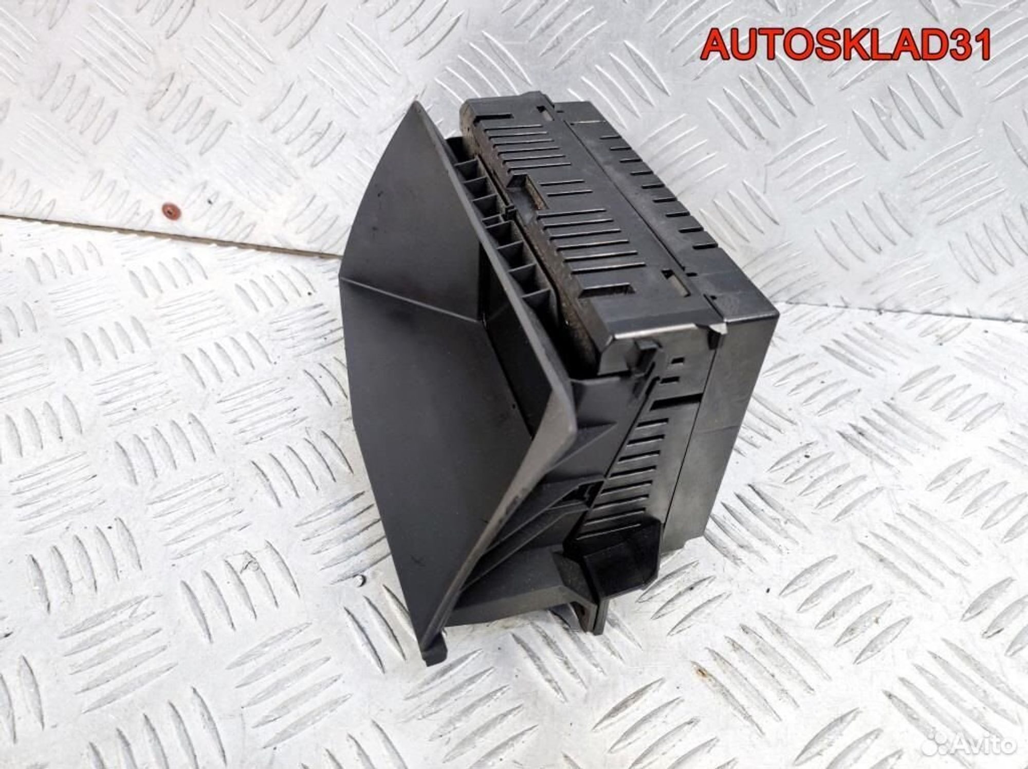 Дисплей информационный Opel Astra H 13178570, 4100 рублей, Дубовое