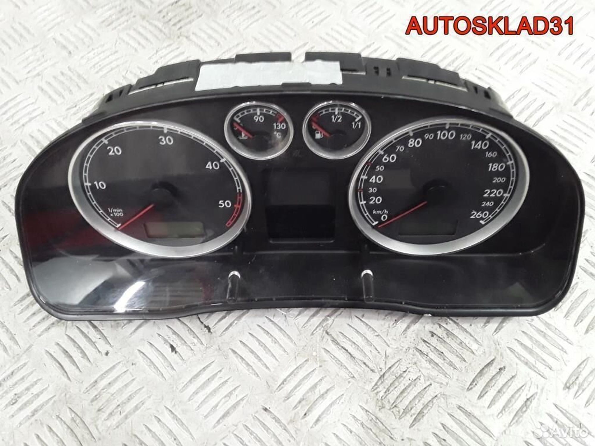 Панель приборов VW Passat B5+ 3B0920827A, 3600 рублей, Дубовое