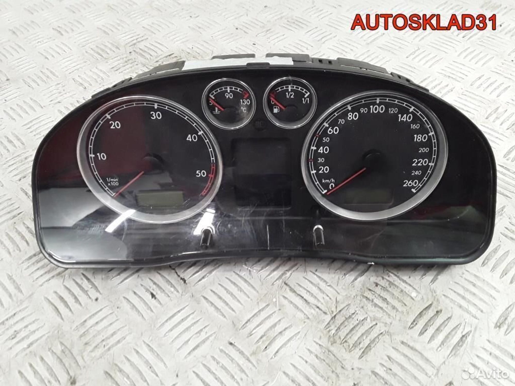 Панель приборов VW Passat B5+ 3B0920827A, 3600 рублей, Дубовое