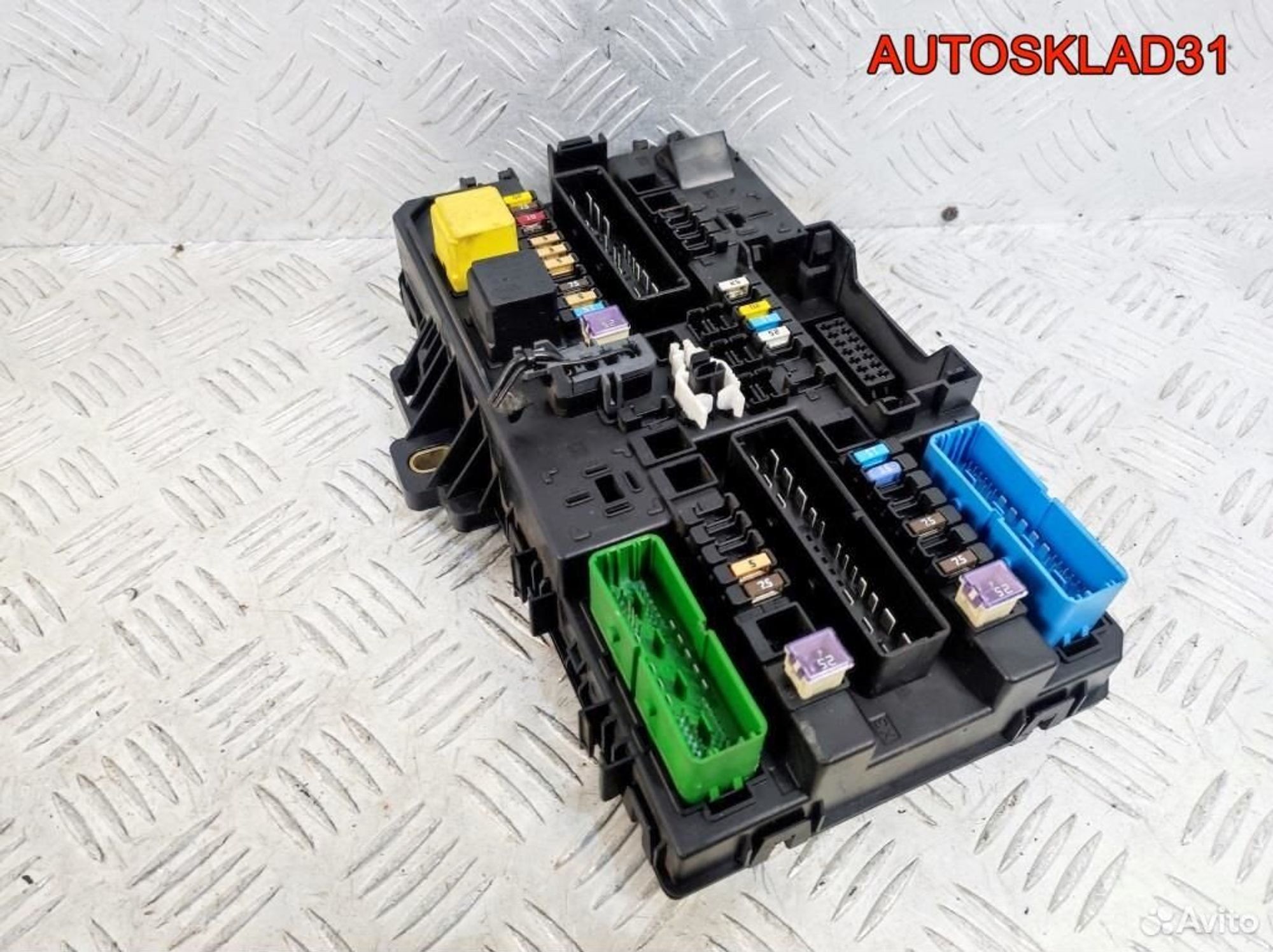 Блок предохранителей Opel Astra H 13220831, 2500 рублей, Дубовое