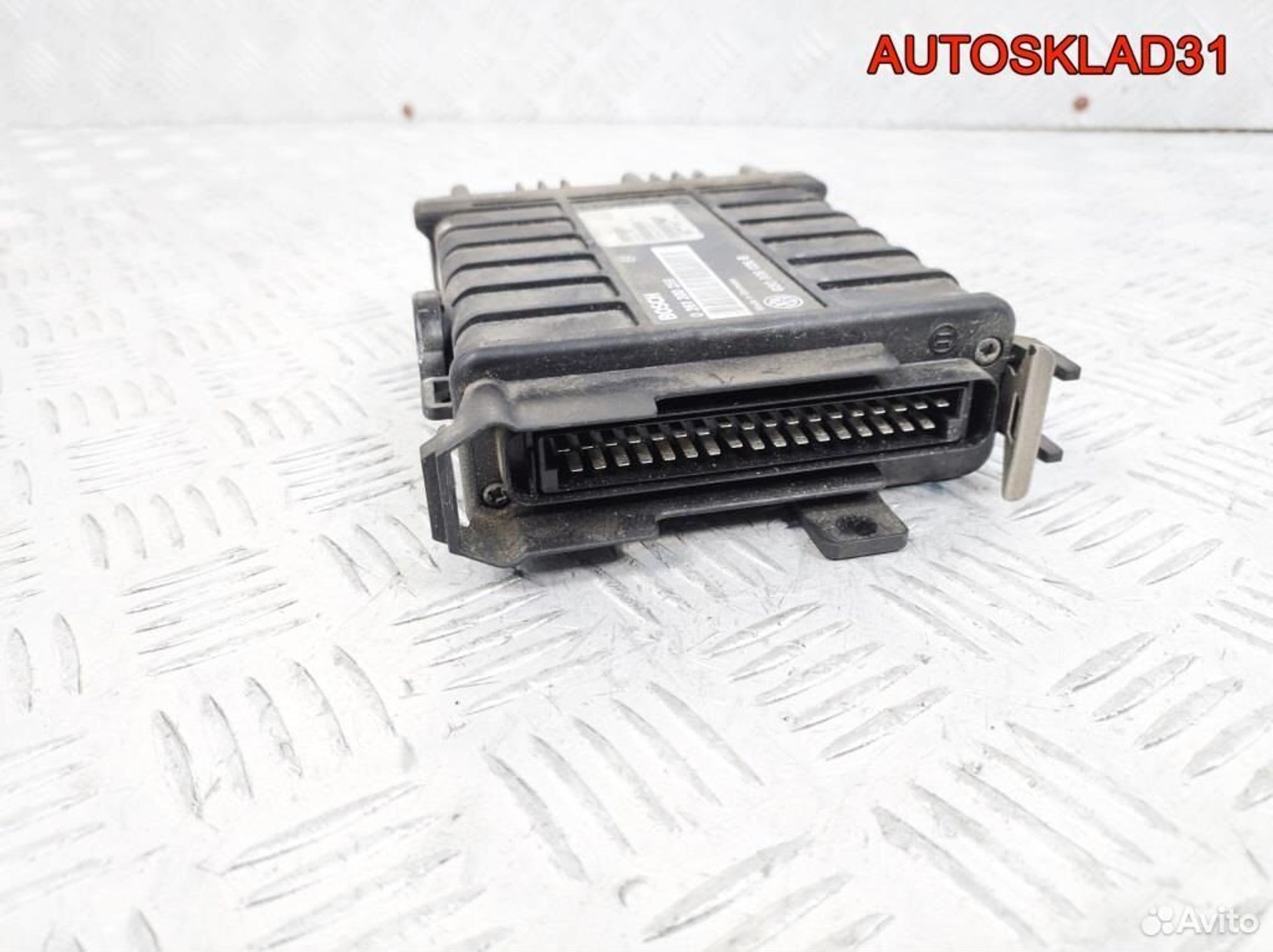 Блок Эбу Volkswagen Polo 030906026B 1.3 Бензин, 1000 рублей, Дубовое