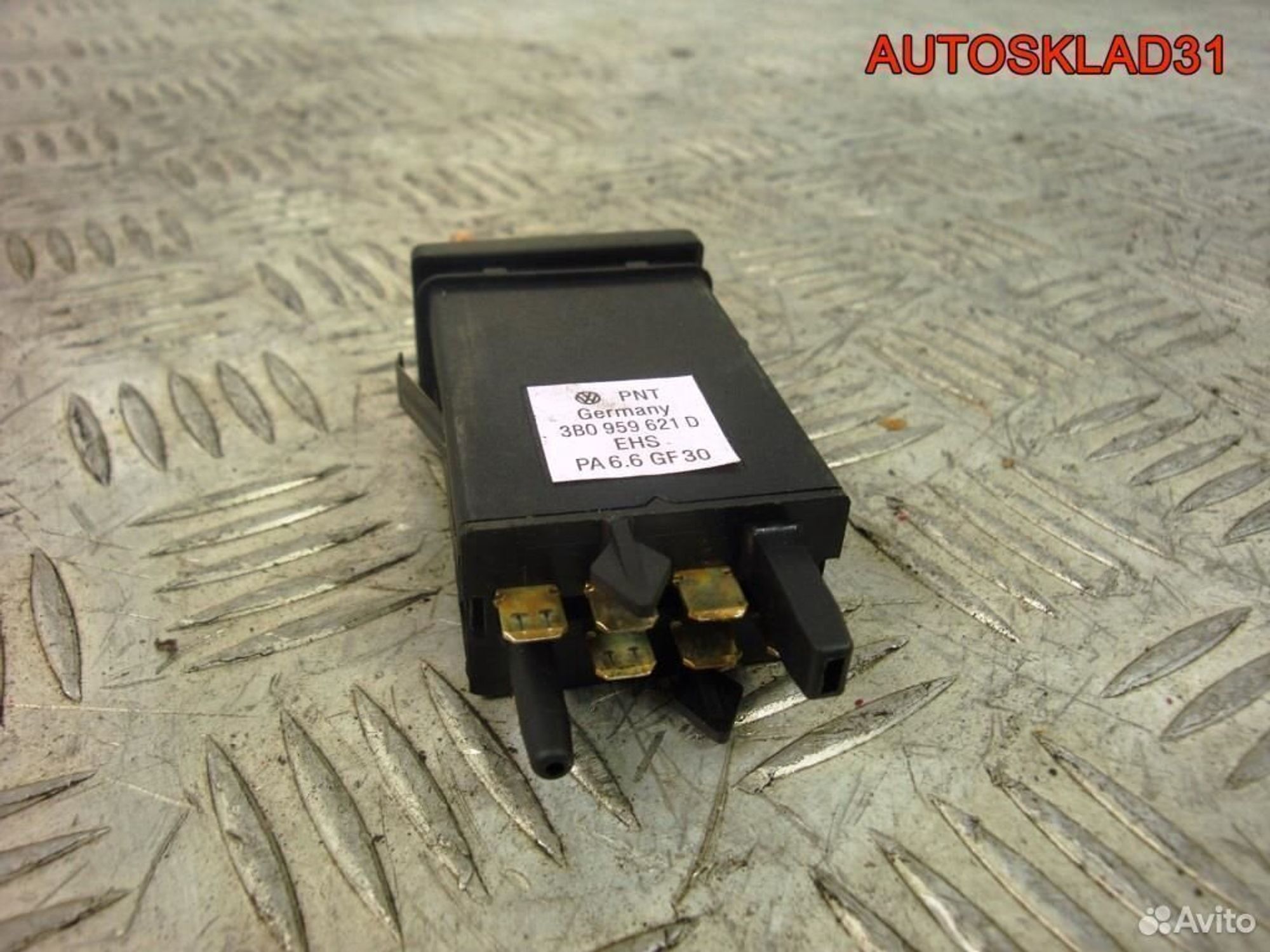 Кнопка обогрева зад. стекла Passat B5 3B0959621D, 600 рублей, Дубовое