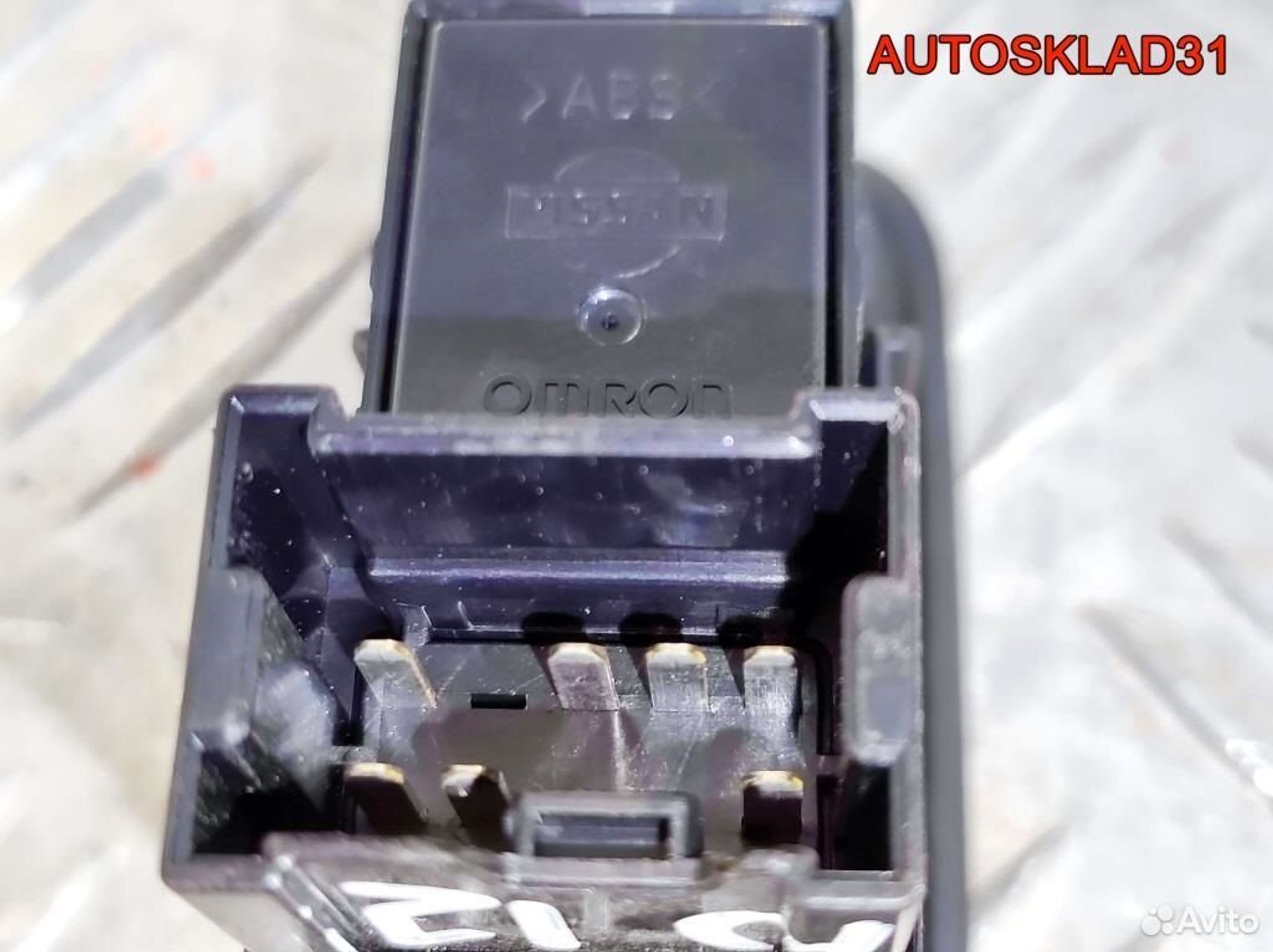 Кнопка стеклоподъемника Nissan Primera P12E, 600 рублей, Дубовое
