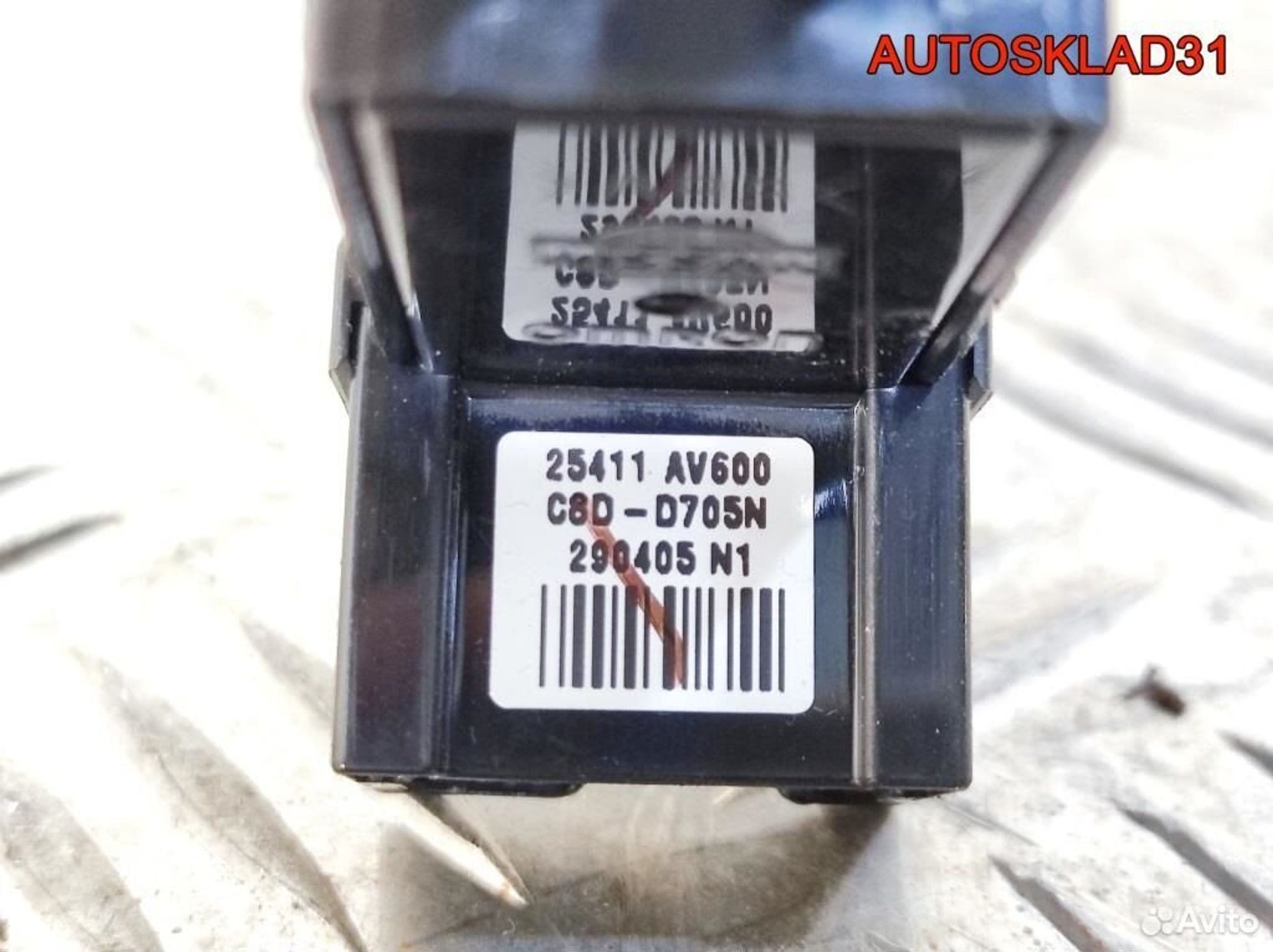 Кнопка стеклоподъемника Nissan Primera P12E, 600 рублей, Дубовое