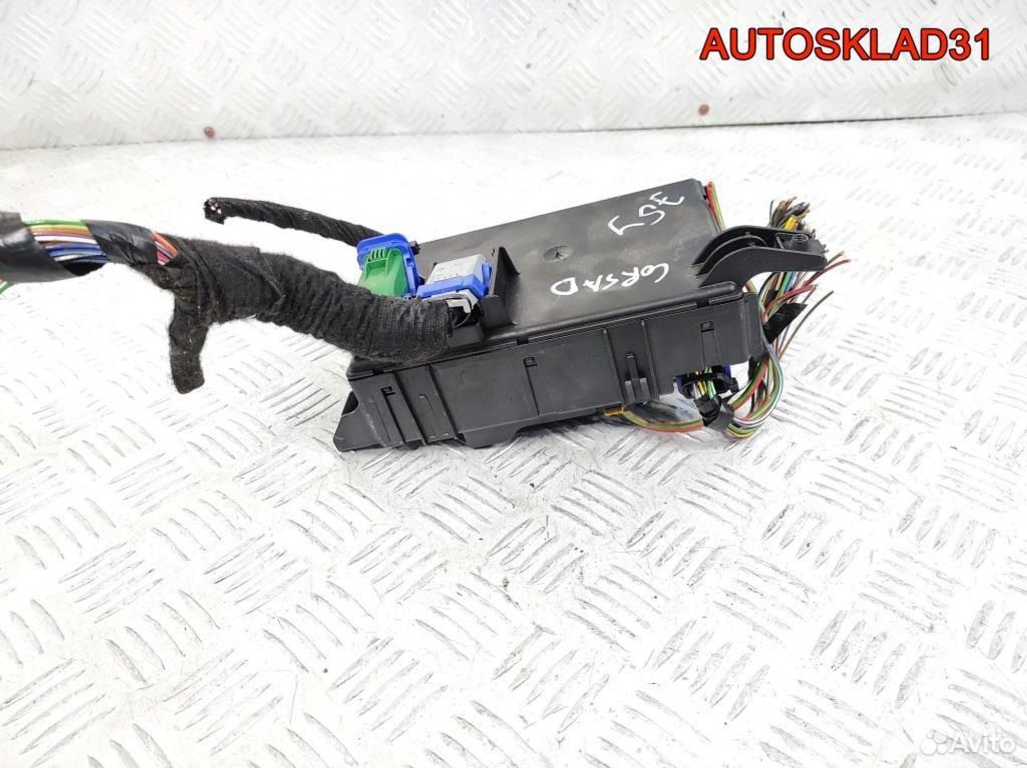 Блок предохранителей салона Opel Corsa D 13142240, 2100 рублей, Дубовое