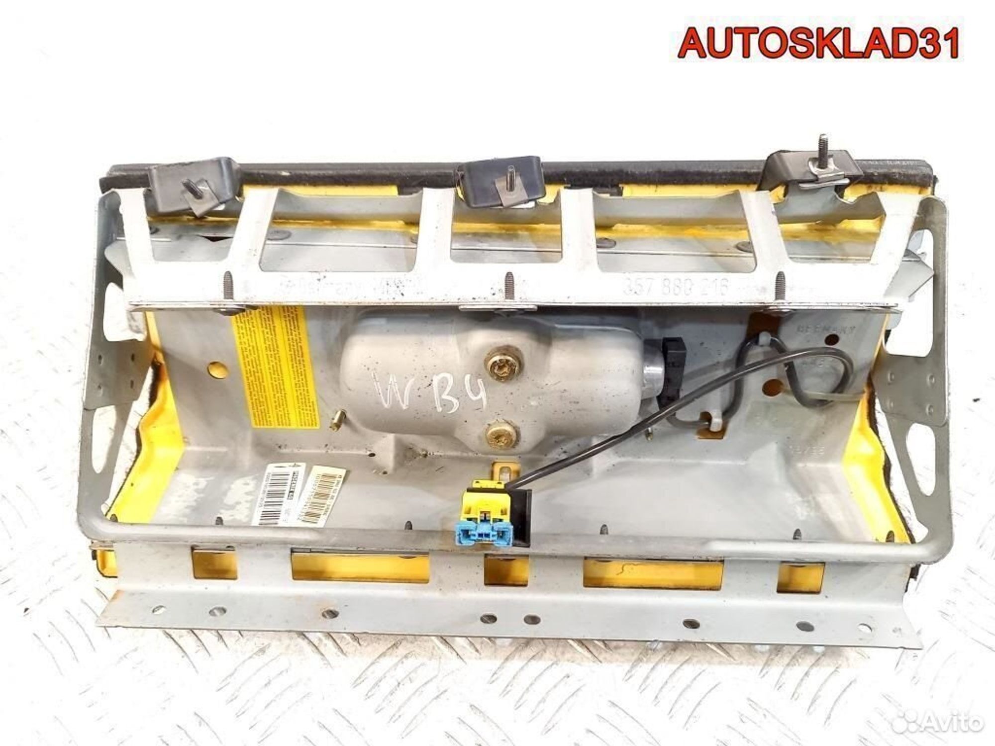 Подушка безопасности пассажира Пассат Б4 3A1880202, 1800 рублей, Дубовое