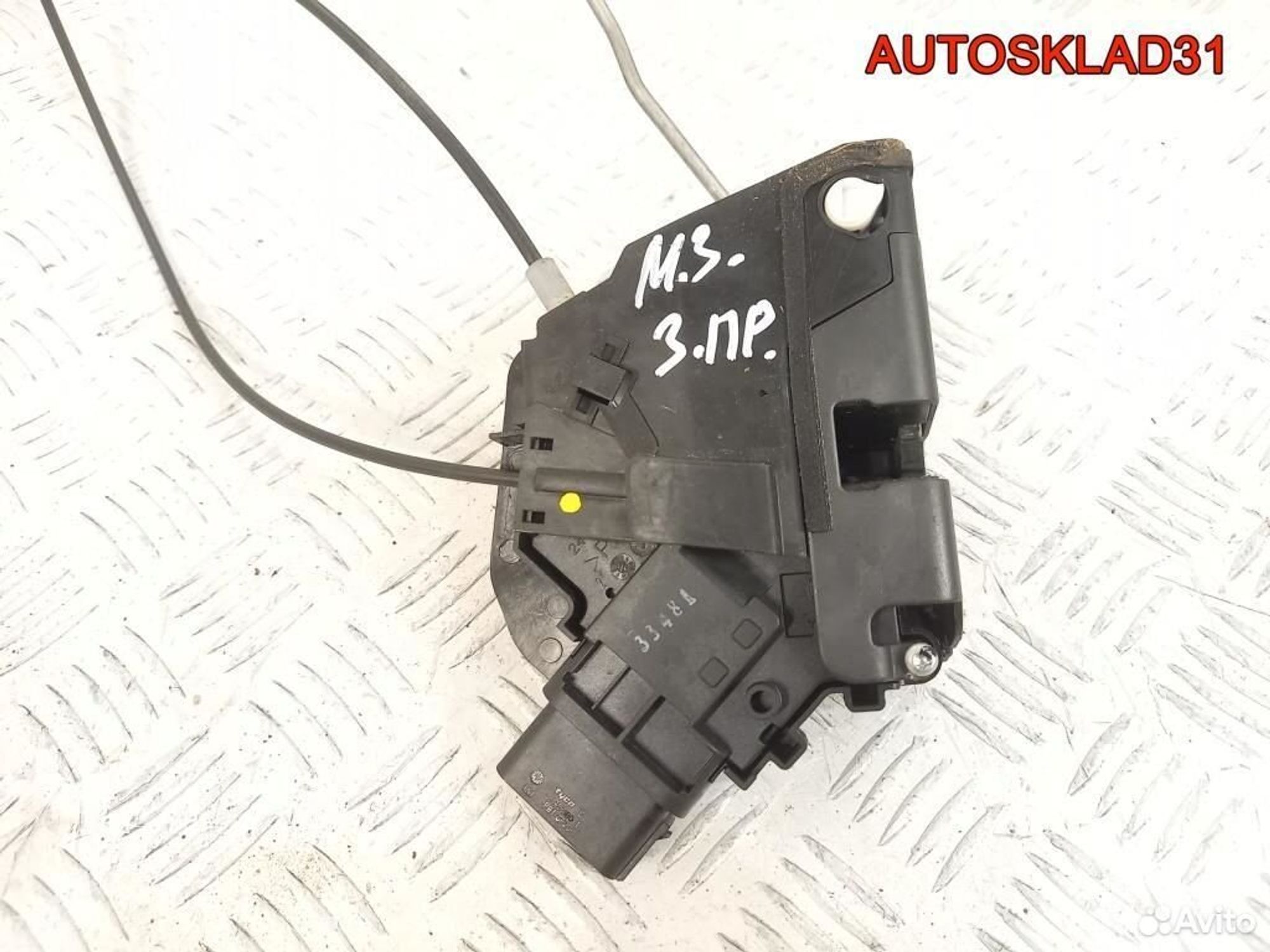 Замок двери задней правой Mazda 3 BK 3N6AA26412BP, 1100 рублей, Дубовое