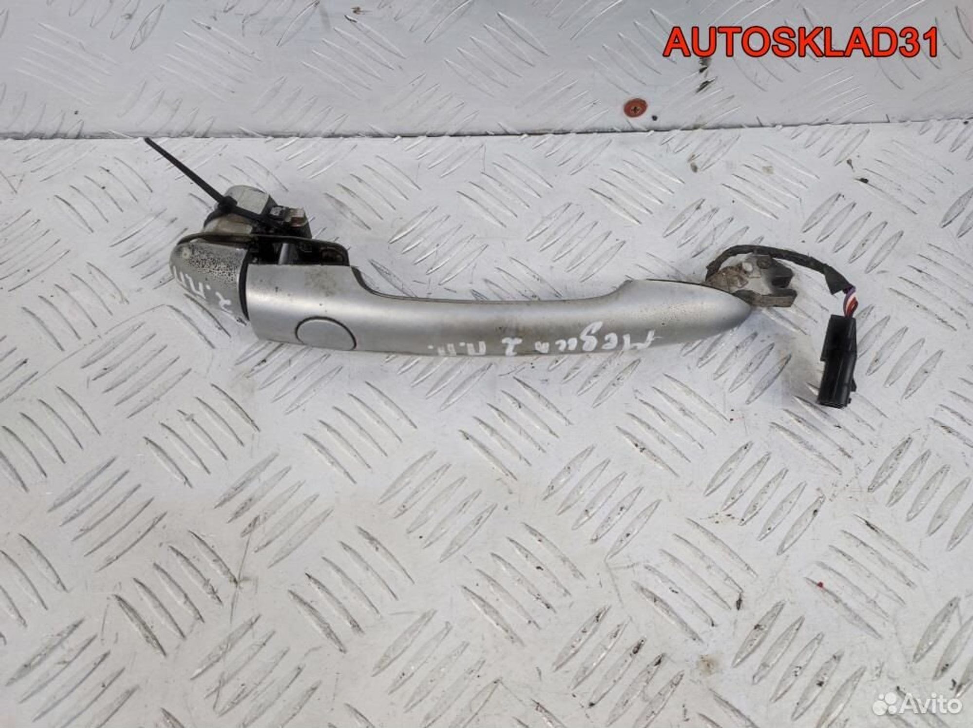 Ручка двери наружная п/п Renault Megane 8200289825, 1300 рублей, Дубовое