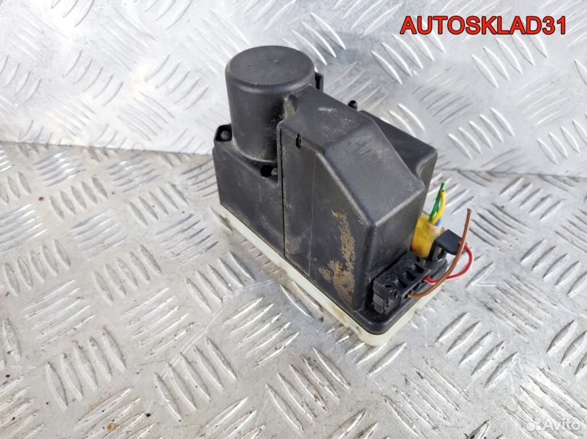 Компрессор центрального замка Mercedes A0008001148, 3600 рублей, Дубовое