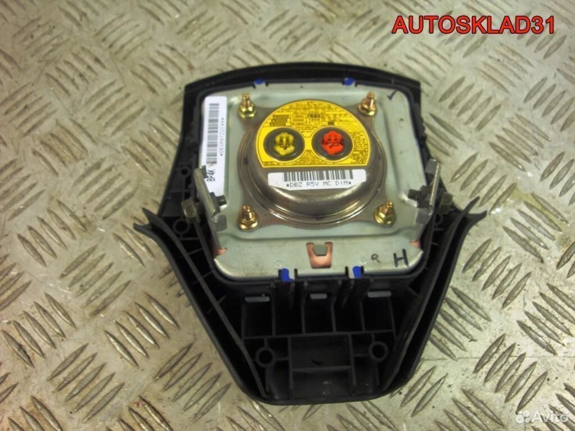 Подушка безопасности в рулевое колесо Mazda 3 BK, 2900 рублей, Дубовое