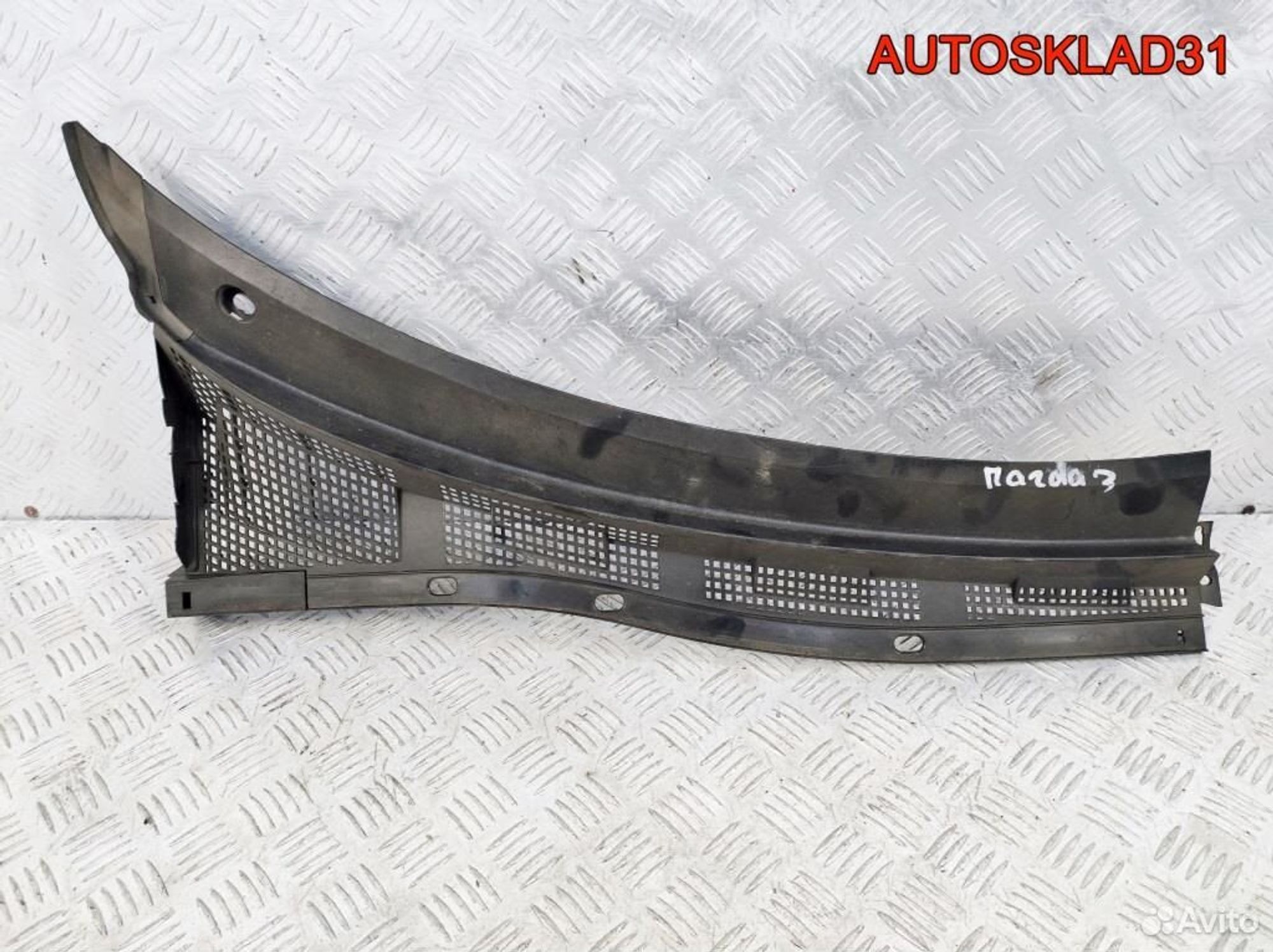 Решетка стеклоочистителя правая Mazda 3 BK BP4K507, 900 рублей, Дубовое