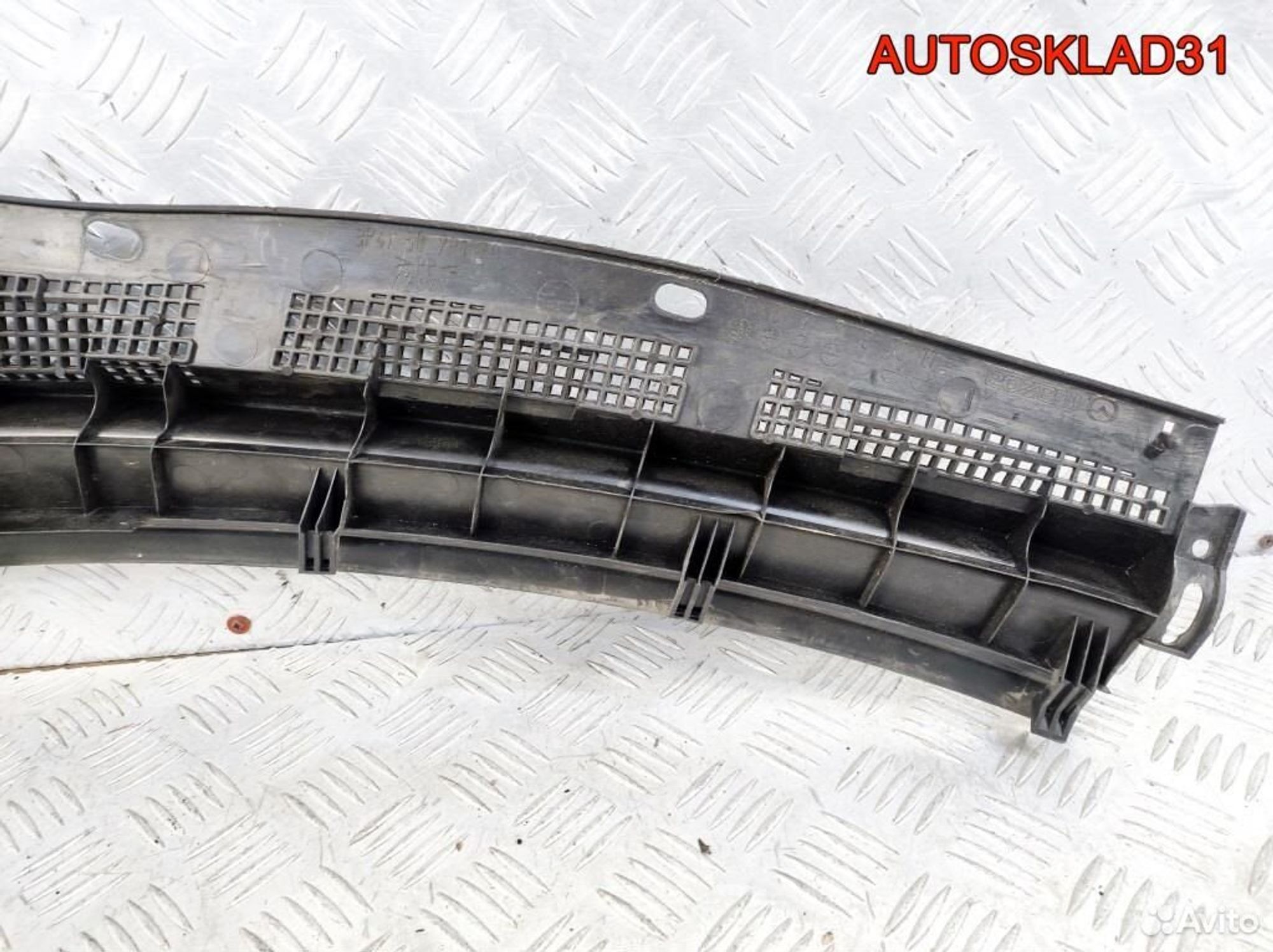 Решетка стеклоочистителя правая Mazda 3 BK BP4K507, 900 рублей, Дубовое