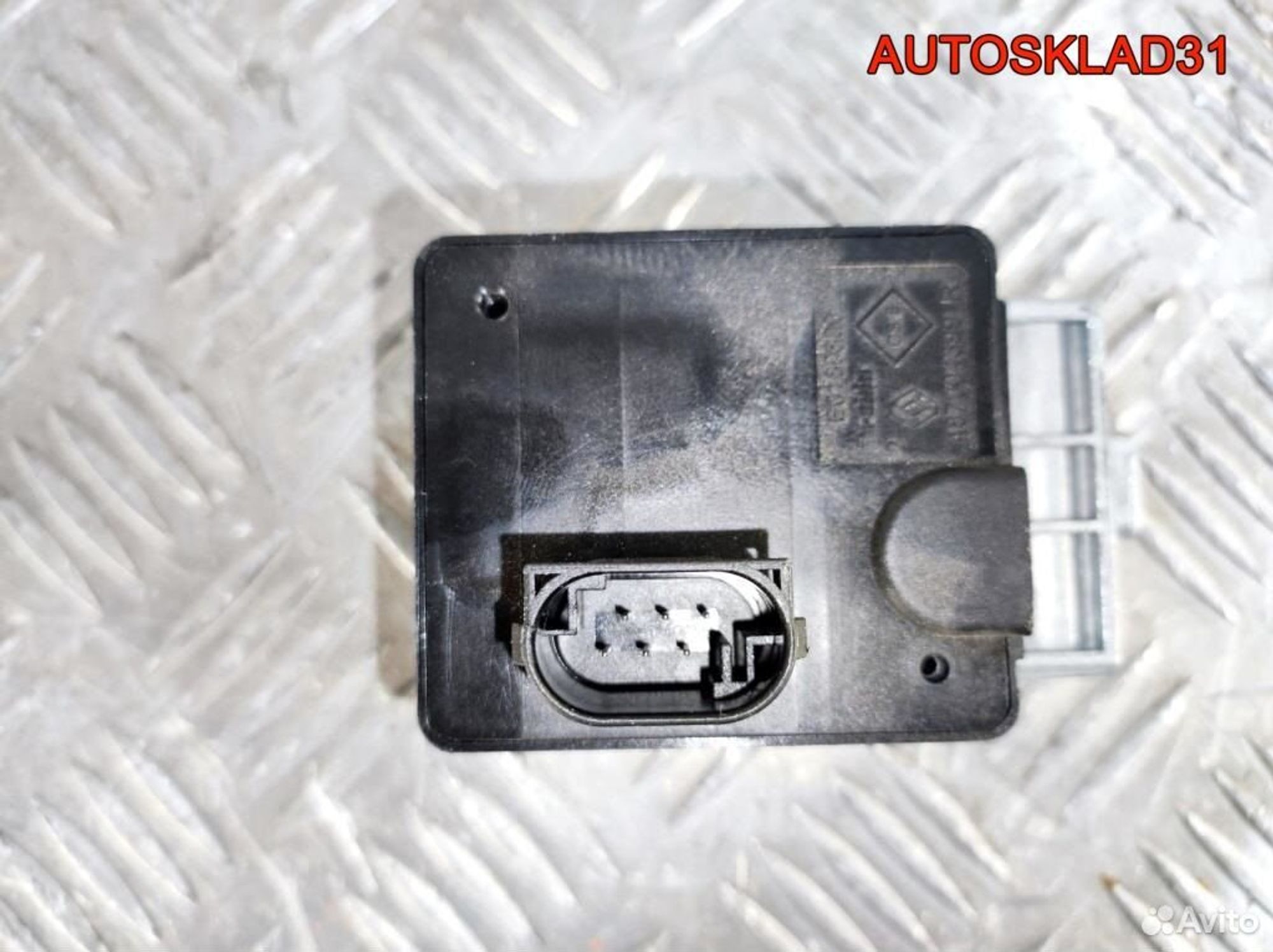 Блокиратор руля Renault Megane 3 487004399R, 2500 рублей, Дубовое