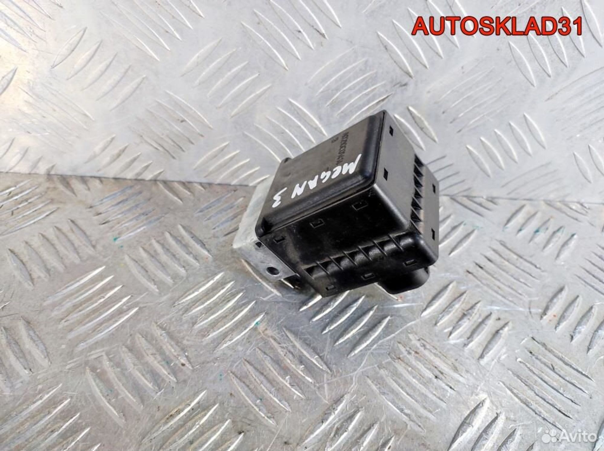 Блокиратор руля Renault Megane 3 487004399R, 2500 рублей, Дубовое