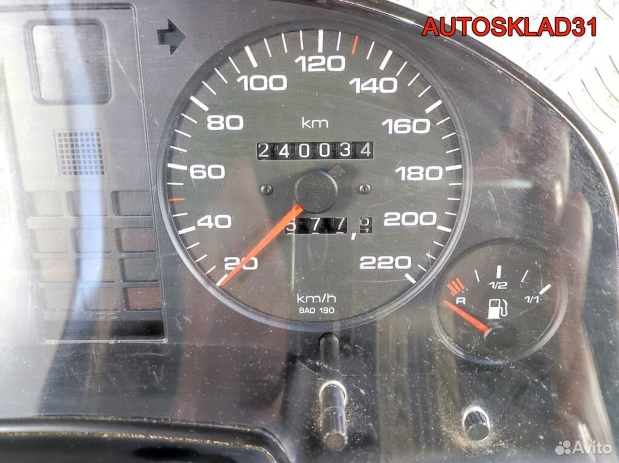 Панель приборов Audi 80 B4 8A0919033CA Дизель, 8100 рублей, Дубовое