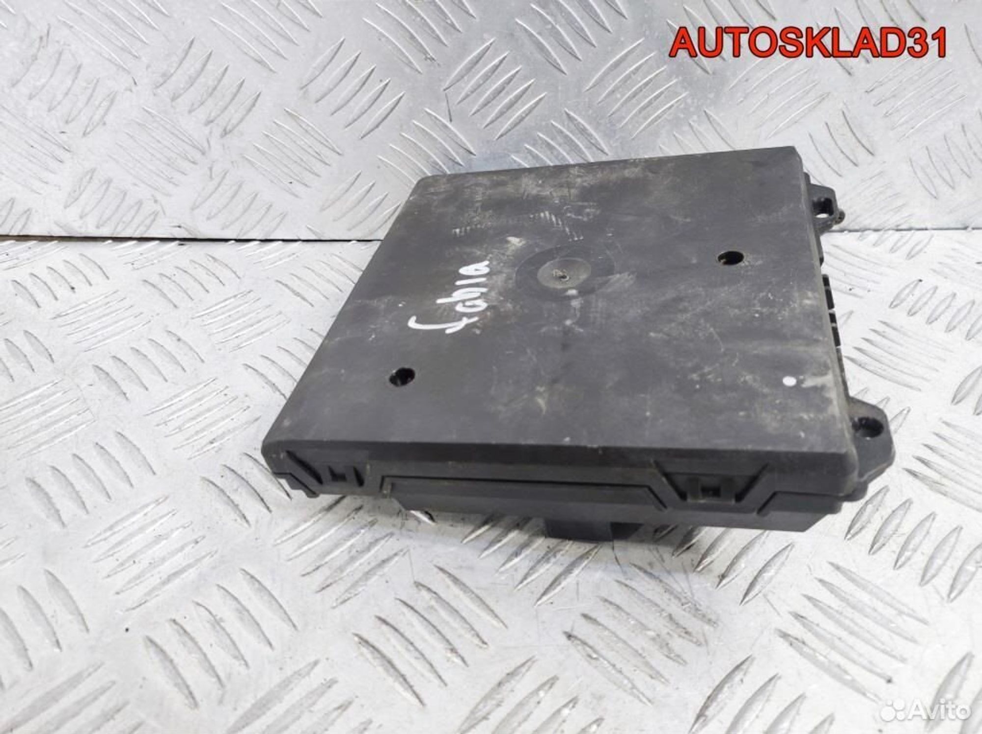 Блок комфорта Skoda Fabia 6Q1937049F, 3600 рублей, Дубовое