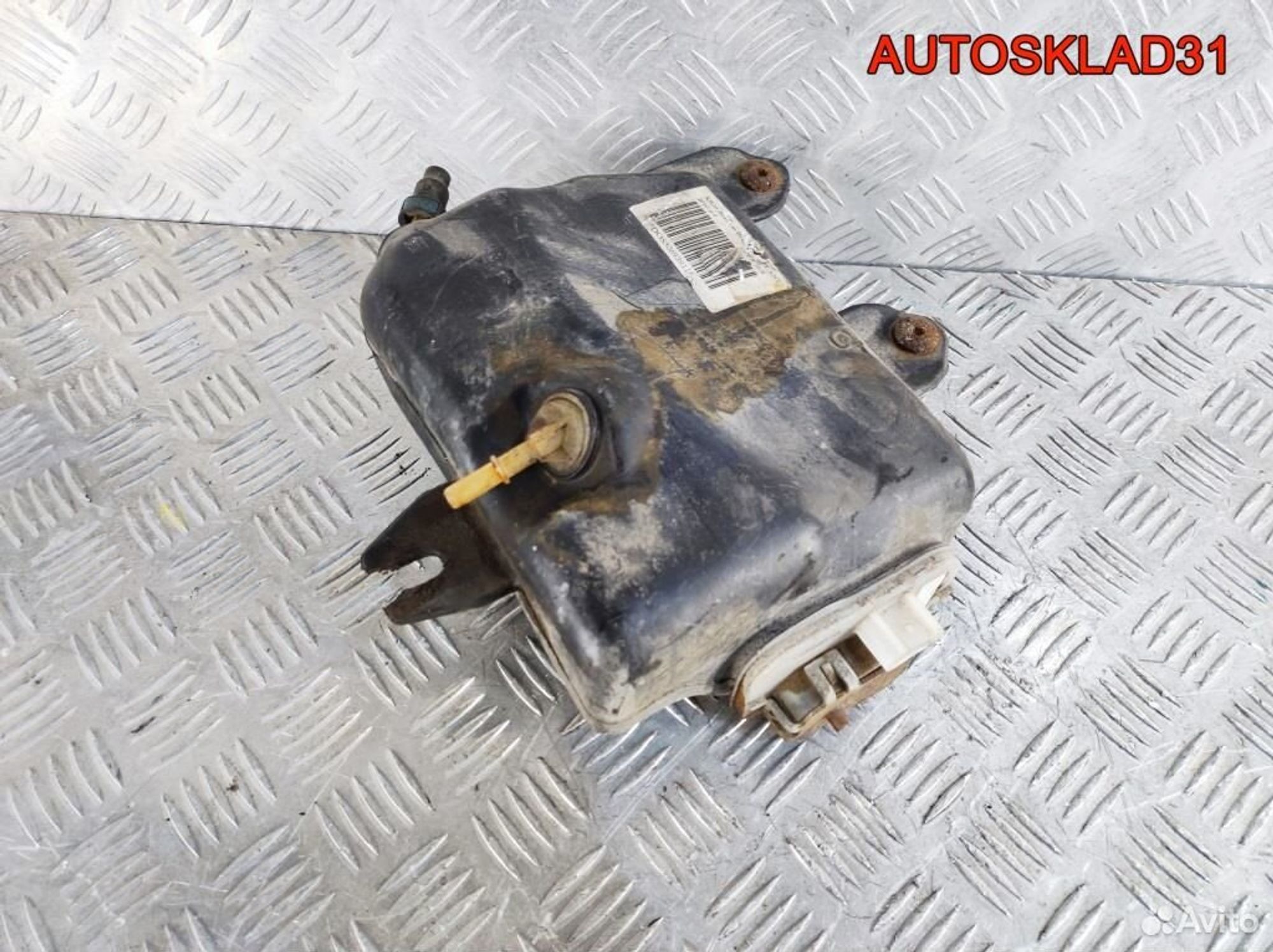 Бак для AdBlue Ford Focus 2 3C103ALM519, 1700 рублей, Дубовое