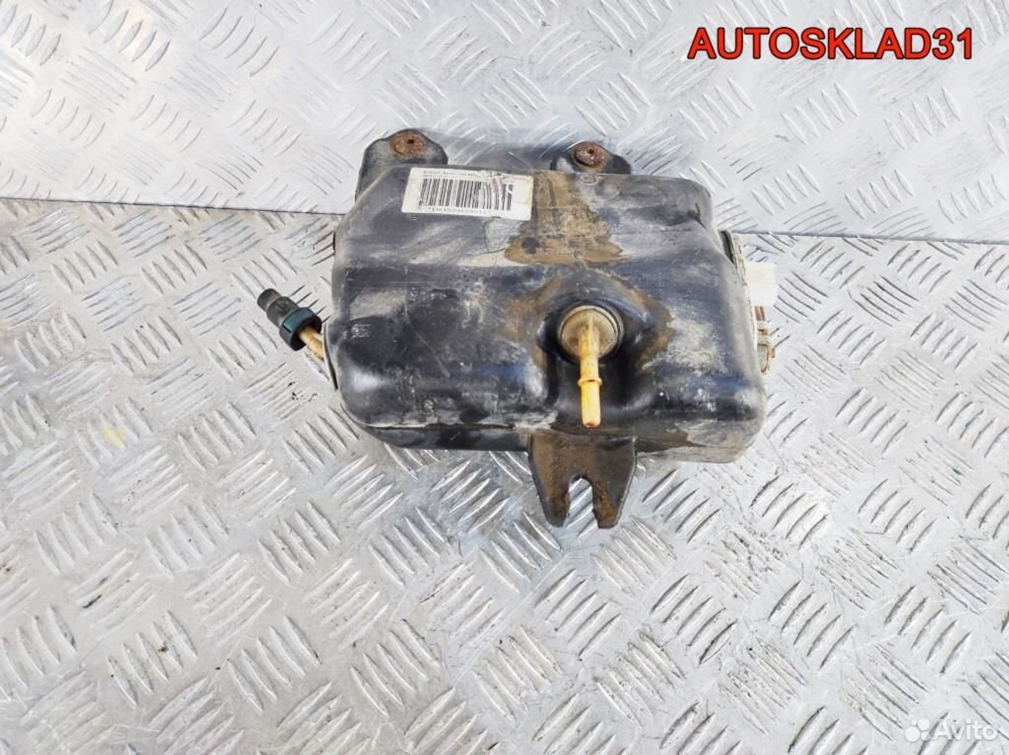 Бак для AdBlue Ford Focus 2 3C103ALM519, 1700 рублей, Дубовое