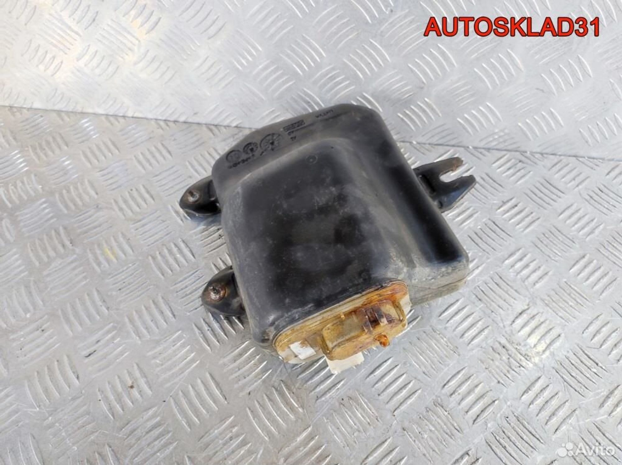 Бак для AdBlue Ford Focus 2 3C103ALM519, 1700 рублей, Дубовое