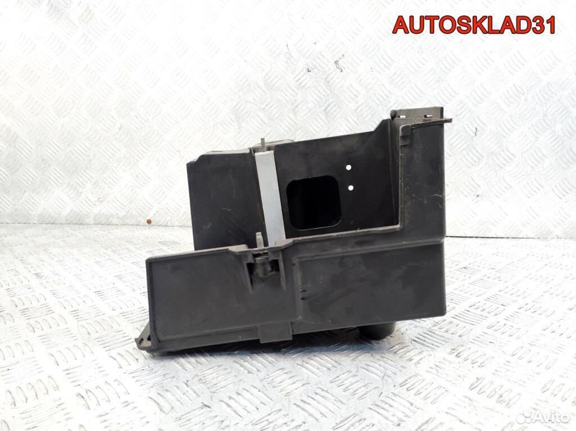 Крепление акб Ford Focus 2 3M5110723AP, 1300 рублей, Дубовое