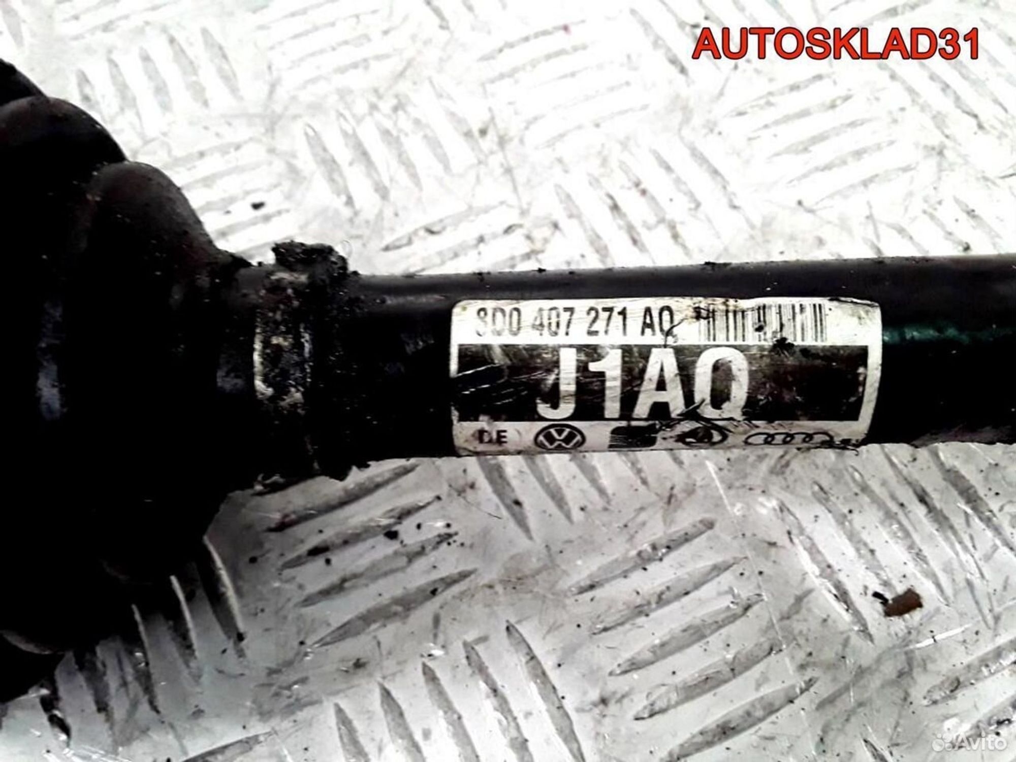 Привод передний левый VW Passat B5 8D0407271AQ, 4100 рублей, Дубовое