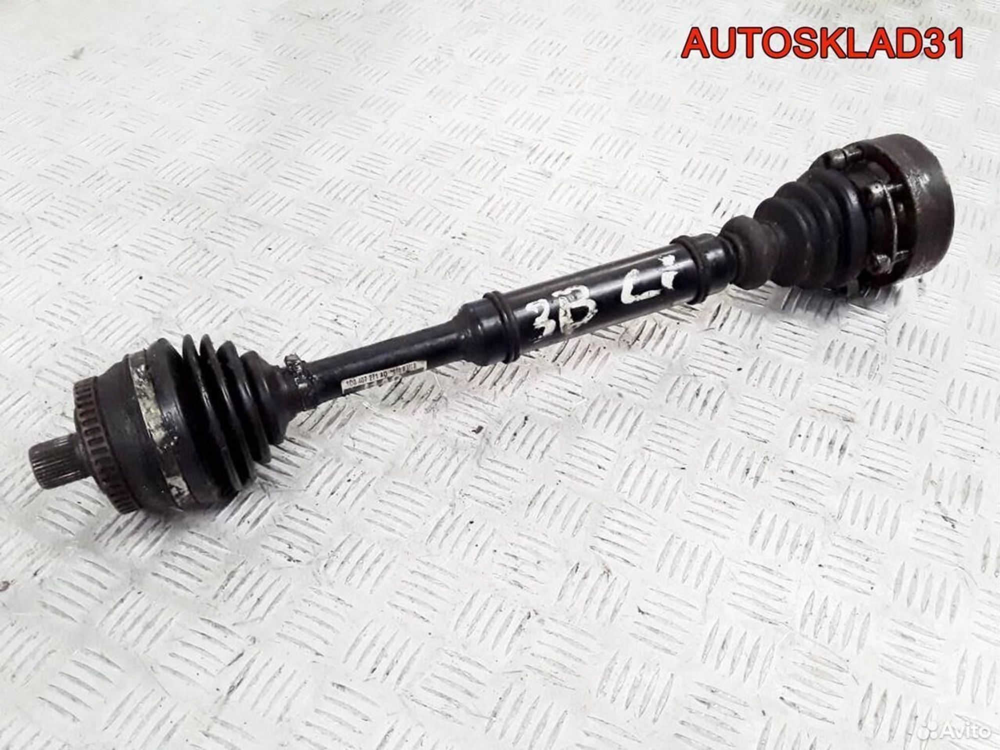 Привод передний левый VW Passat B5 8D0407271AQ, 4100 рублей, Дубовое