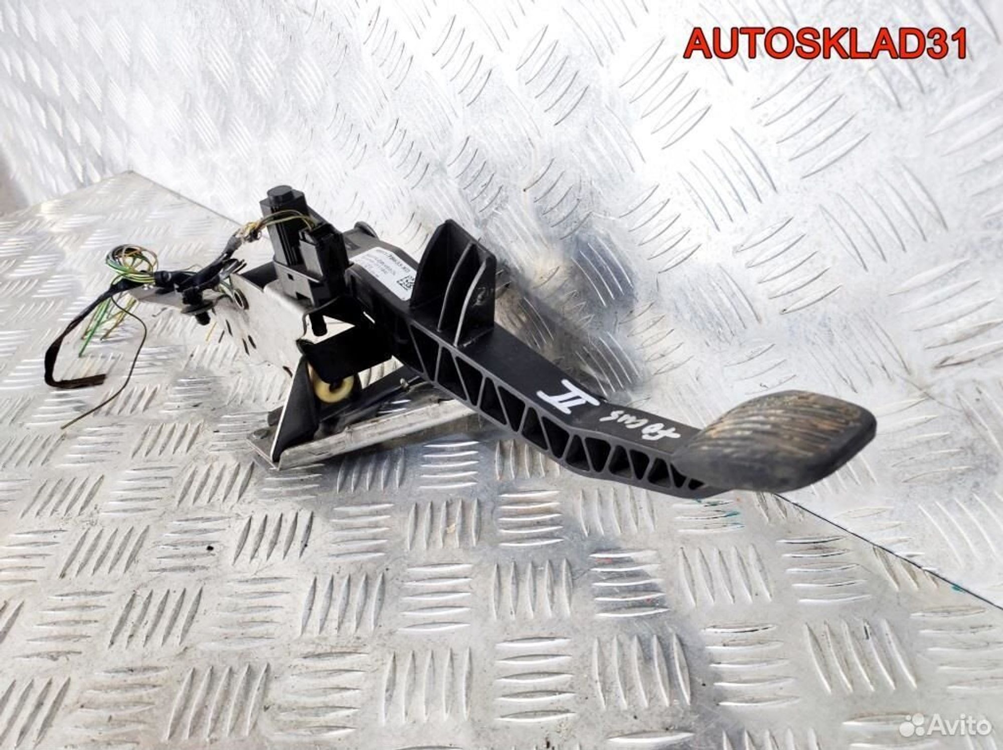 Педаль сцепления Ford Focus 2 4M517B633XD, 1100 рублей, Дубовое