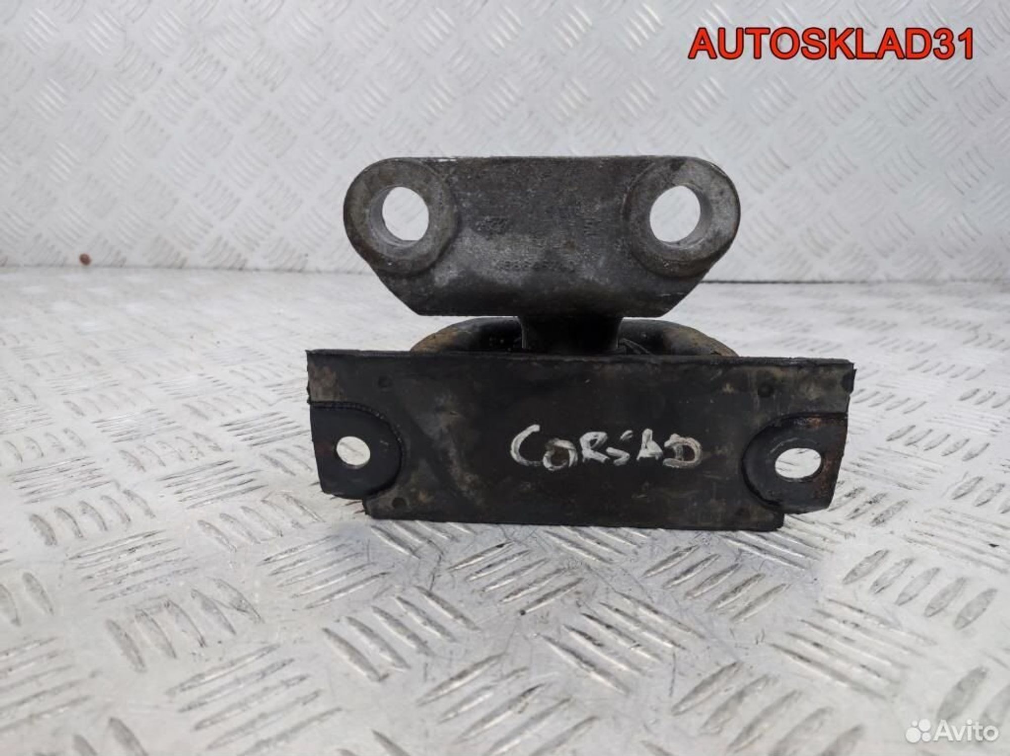 Опора двигателя левая Opel Corsa D 13130745, 1100 рублей, Дубовое