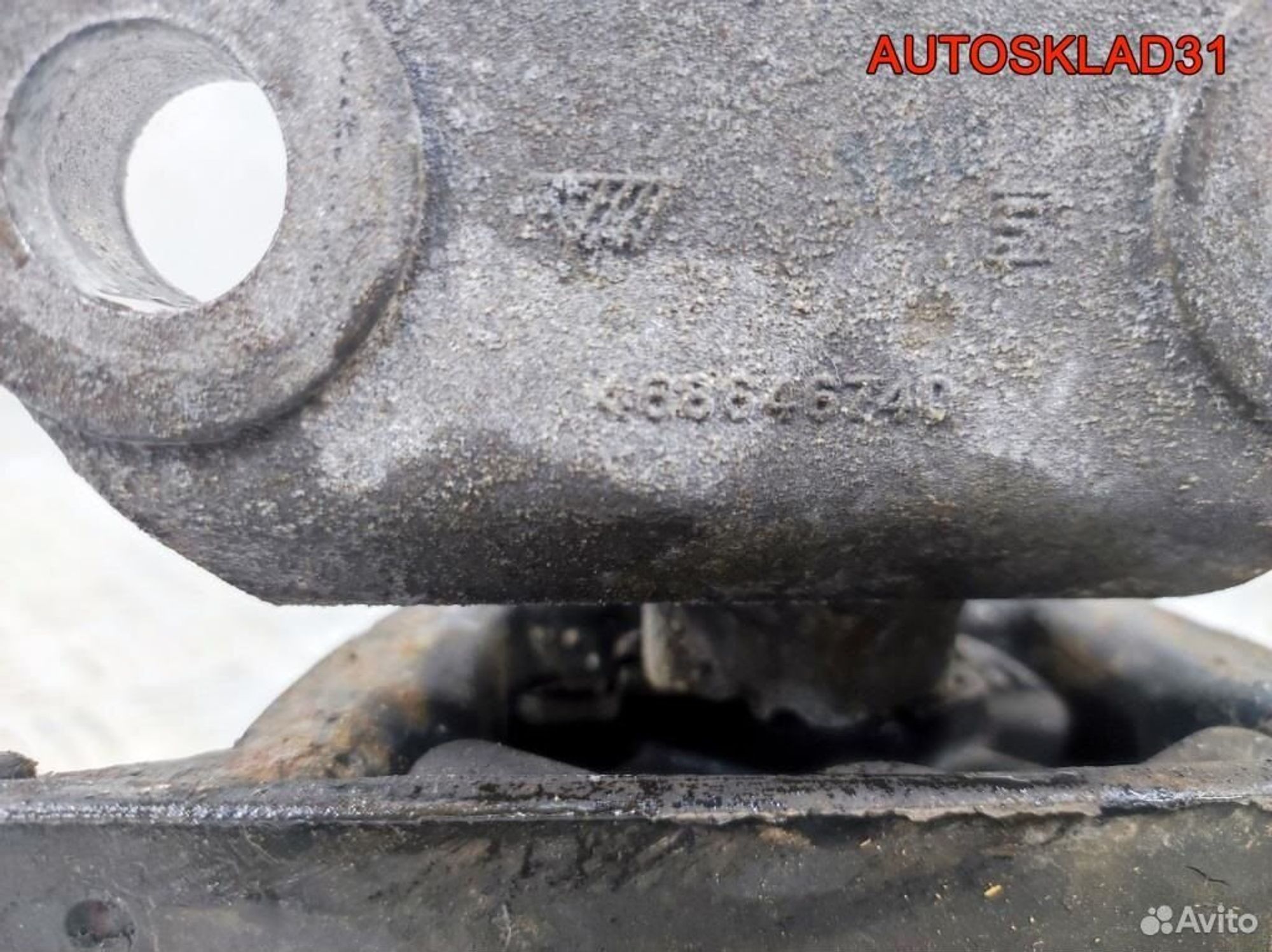 Опора двигателя левая Opel Corsa D 13130745, 1100 рублей, Дубовое