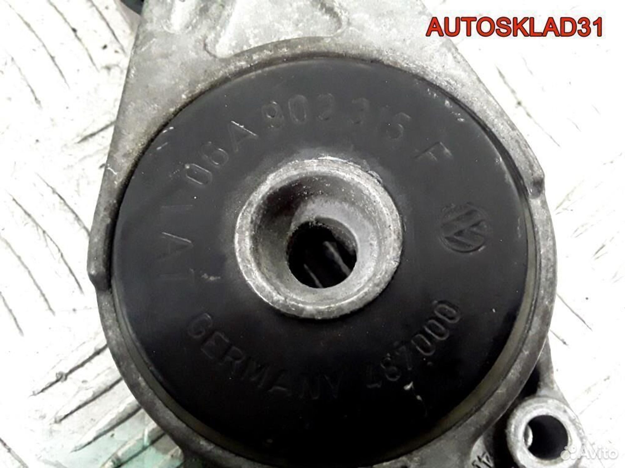 Натяжитель ремня VW Golf IV/Bora 1997-2005 год Двигатель 1.6 8V AKL 101 л/с Бензин 06A903315F, 500 рублей, Дубовое