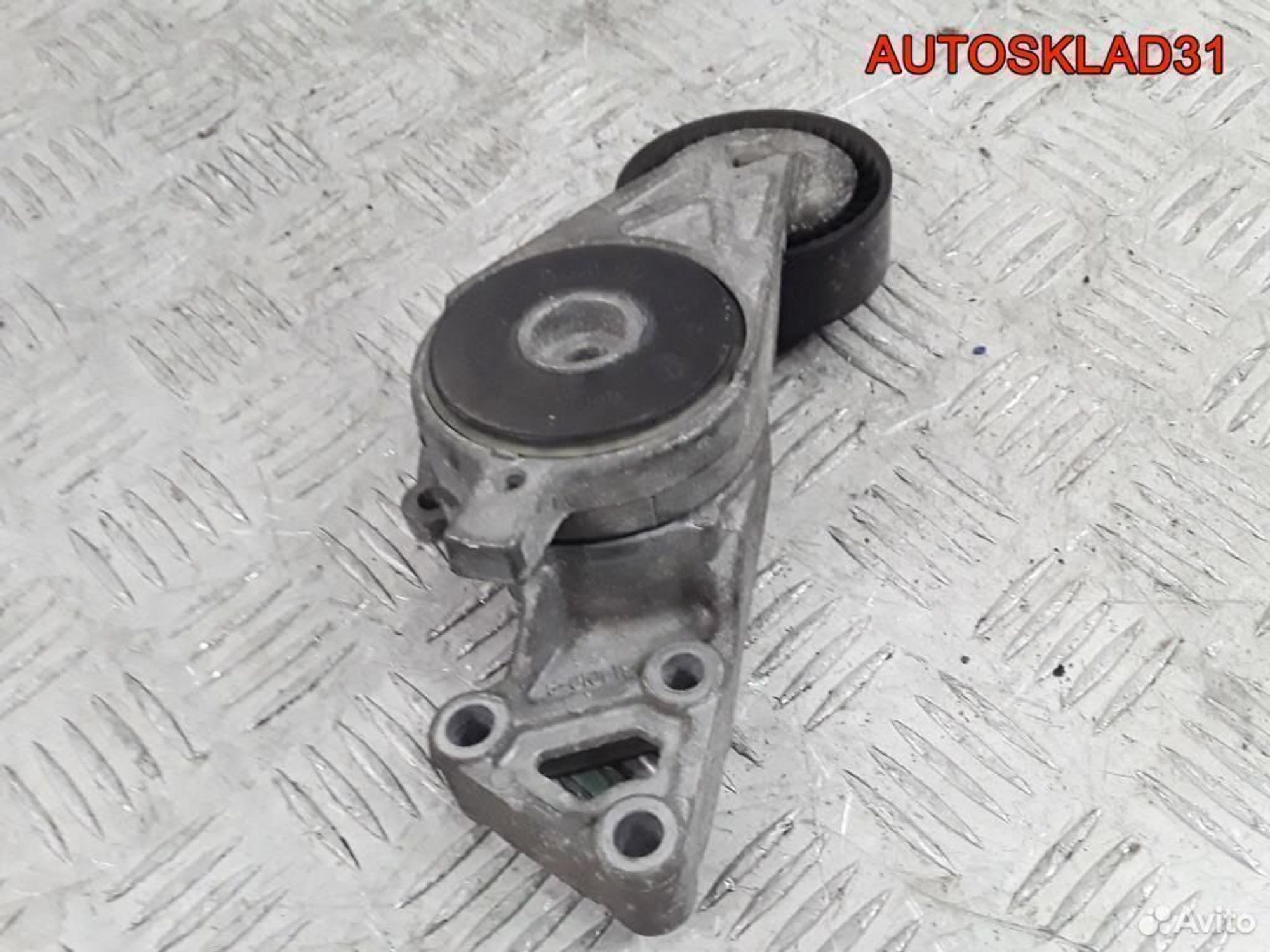 Натяжитель ремня VW Golf IV/Bora 1997-2005 год Двигатель 1.6 8V AKL 101 л/с Бензин 06A903315F, 500 рублей, Дубовое