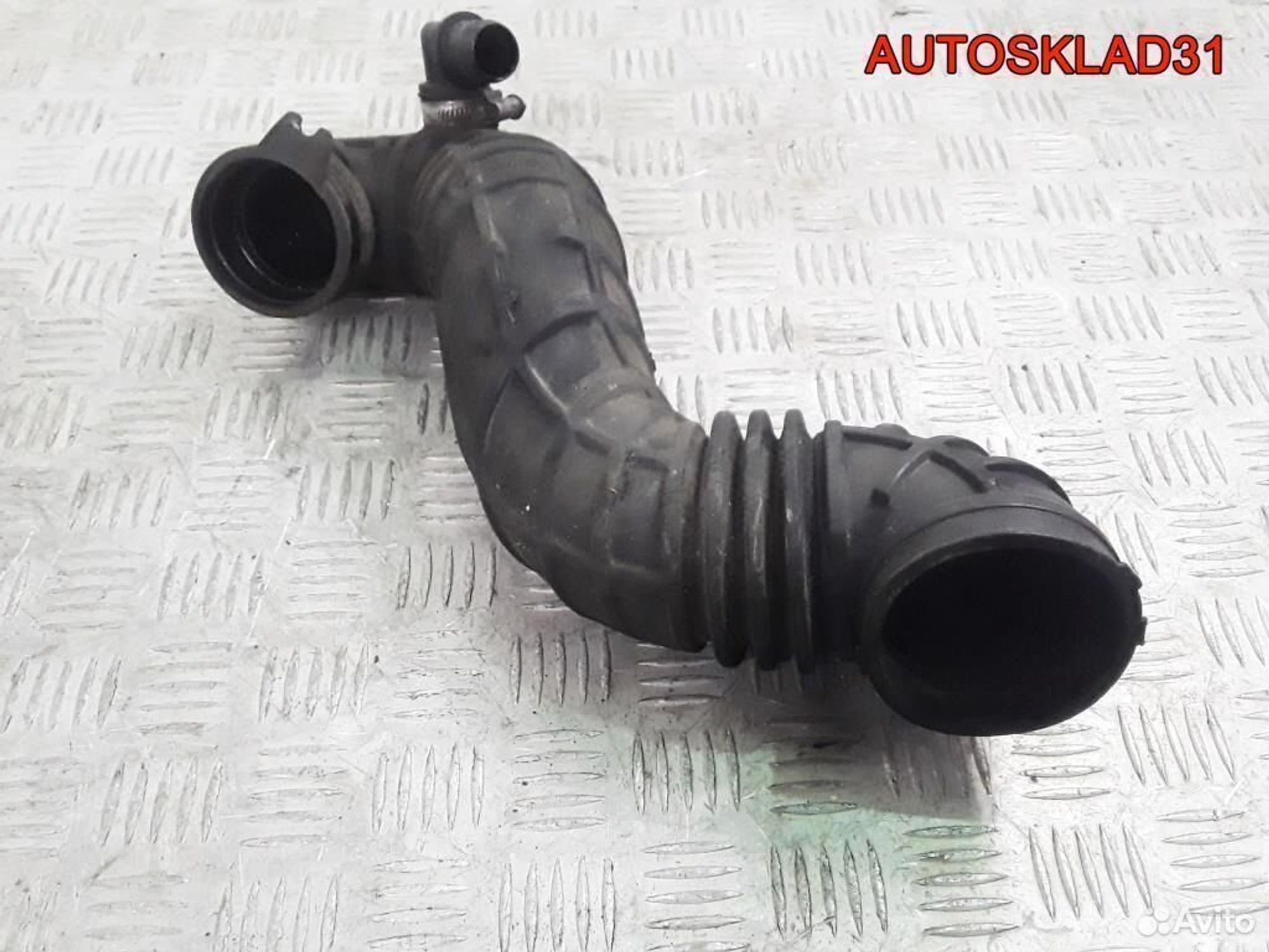 Гофра воздуховода Audi 100 C4 2,5 AAT 4A0145747A, 1300 рублей, Дубовое