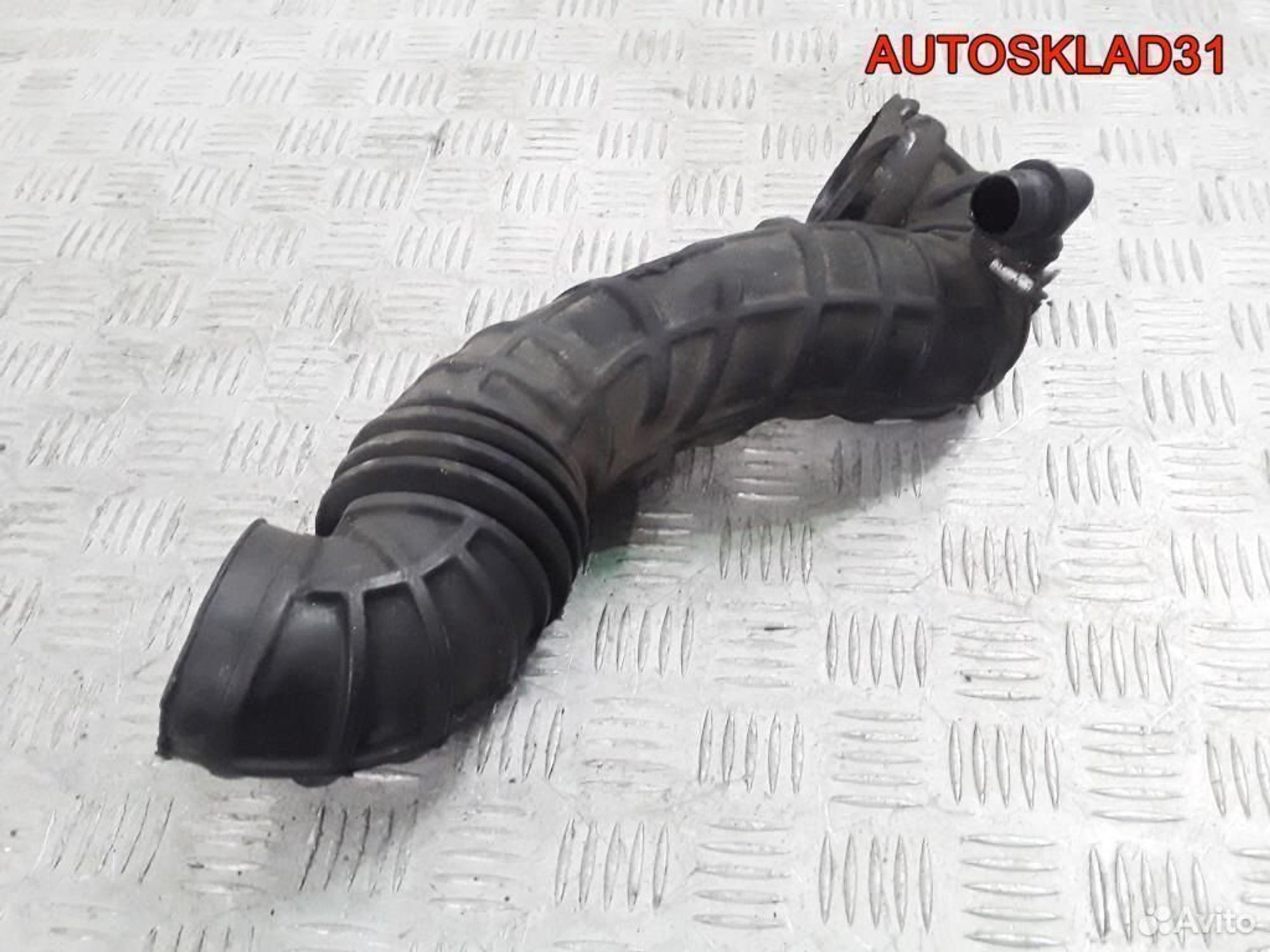 Гофра воздуховода Audi 100 C4 2,5 AAT 4A0145747A, 1300 рублей, Дубовое