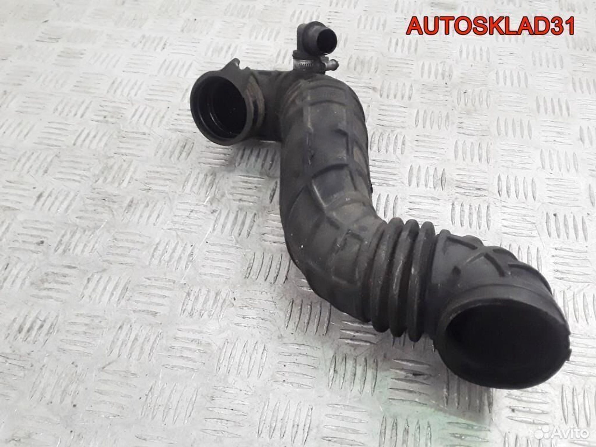 Гофра воздуховода Audi 100 C4 2,5 AAT 4A0145747A, 1300 рублей, Дубовое